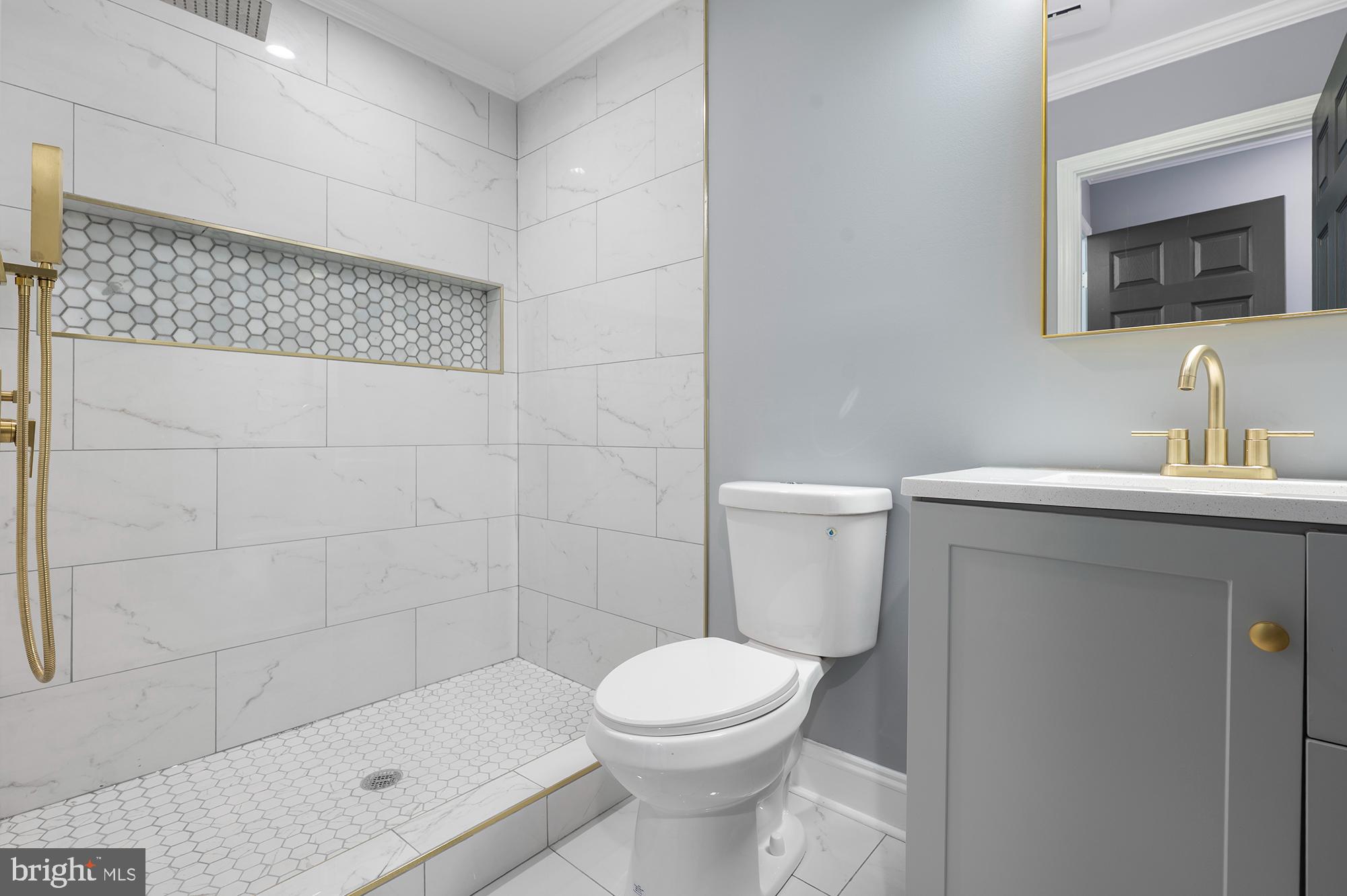 BROADWAY EAST - Residential