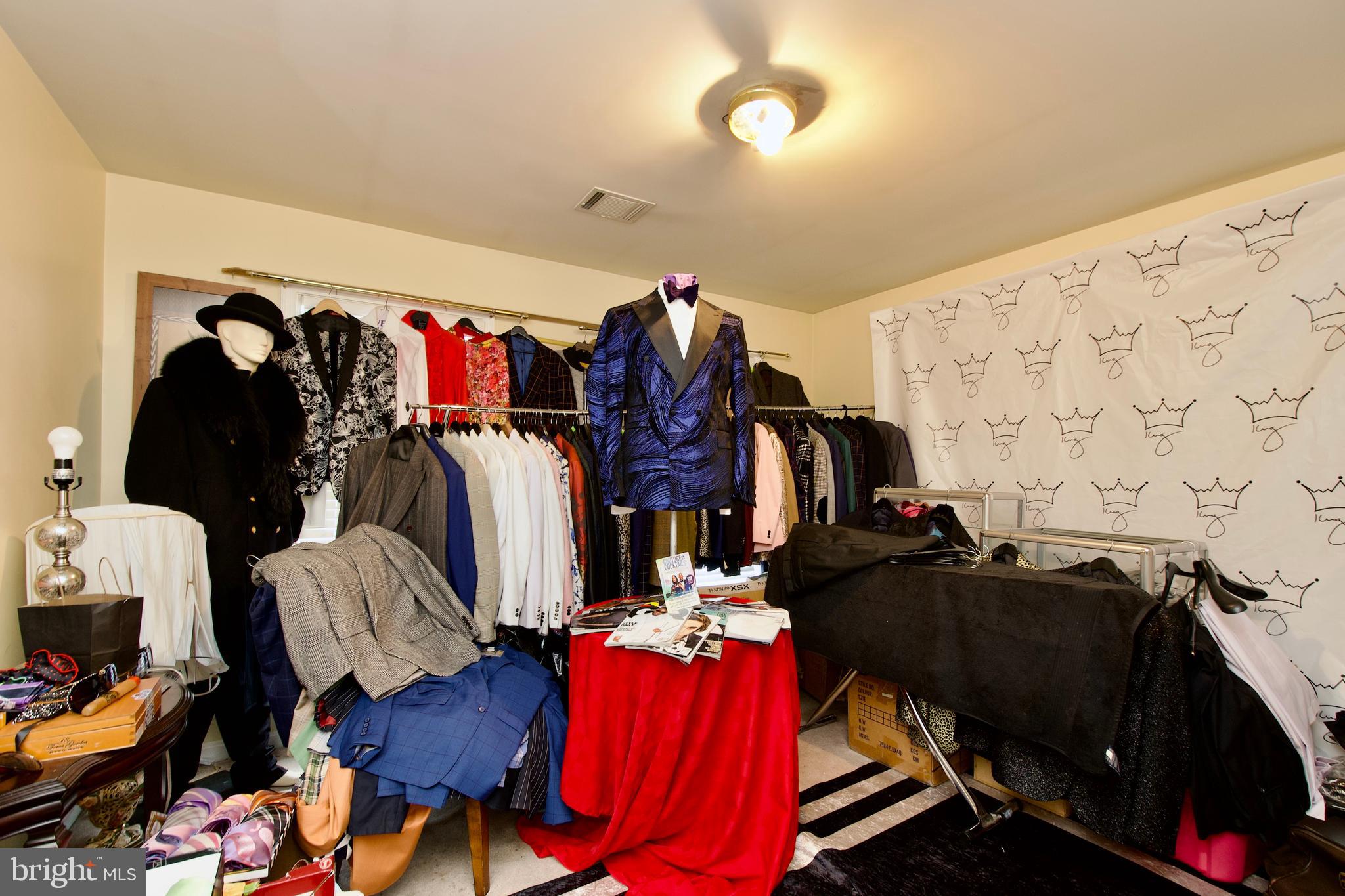 SIMMONS ACRES PLAT 5 - Residential