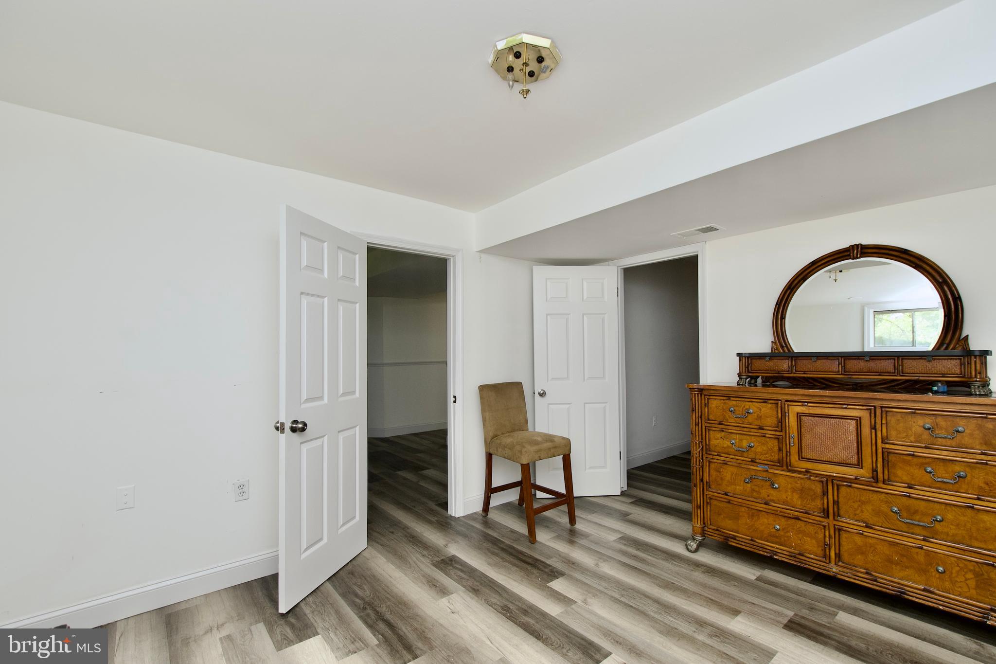 SIMMONS ACRES PLAT 5 - Residential