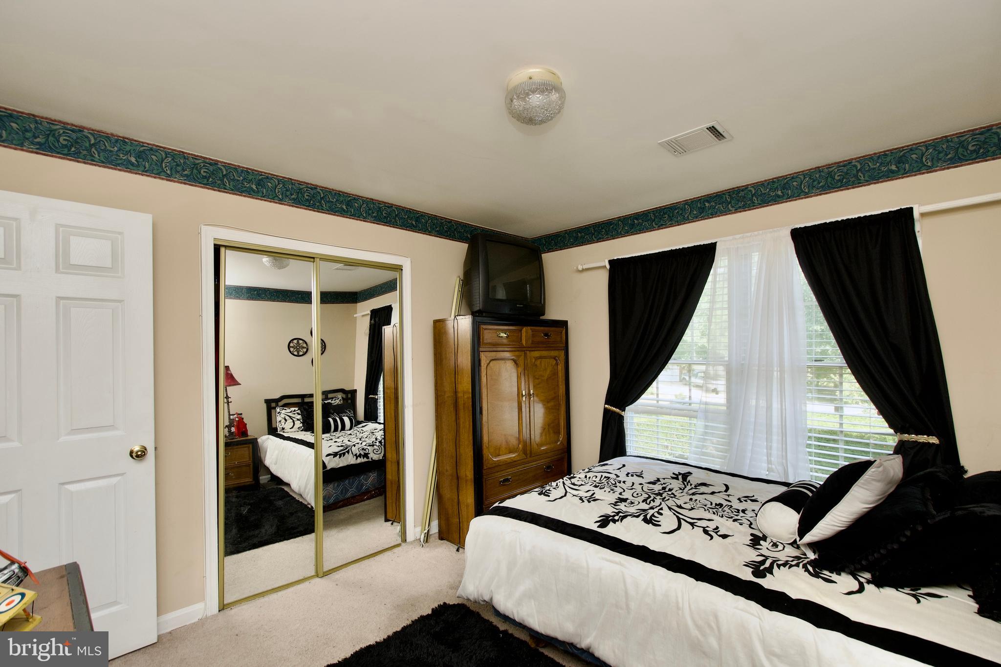 SIMMONS ACRES PLAT 5 - Residential