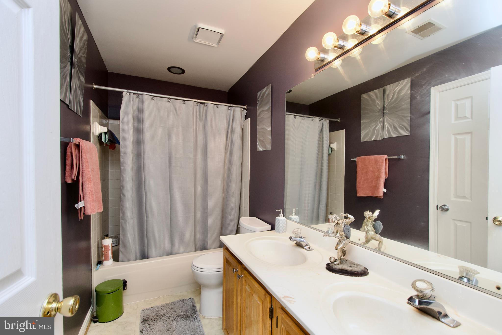 SIMMONS ACRES PLAT 5 - Residential