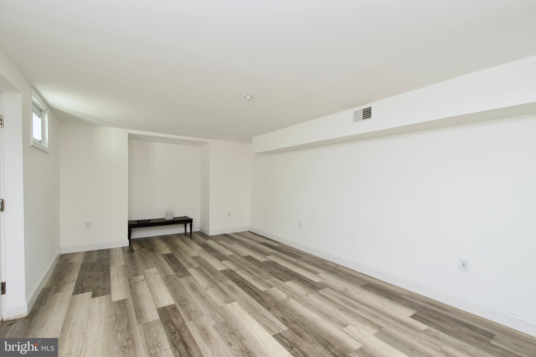 SIMMONS ACRES PLAT 5 - Residential