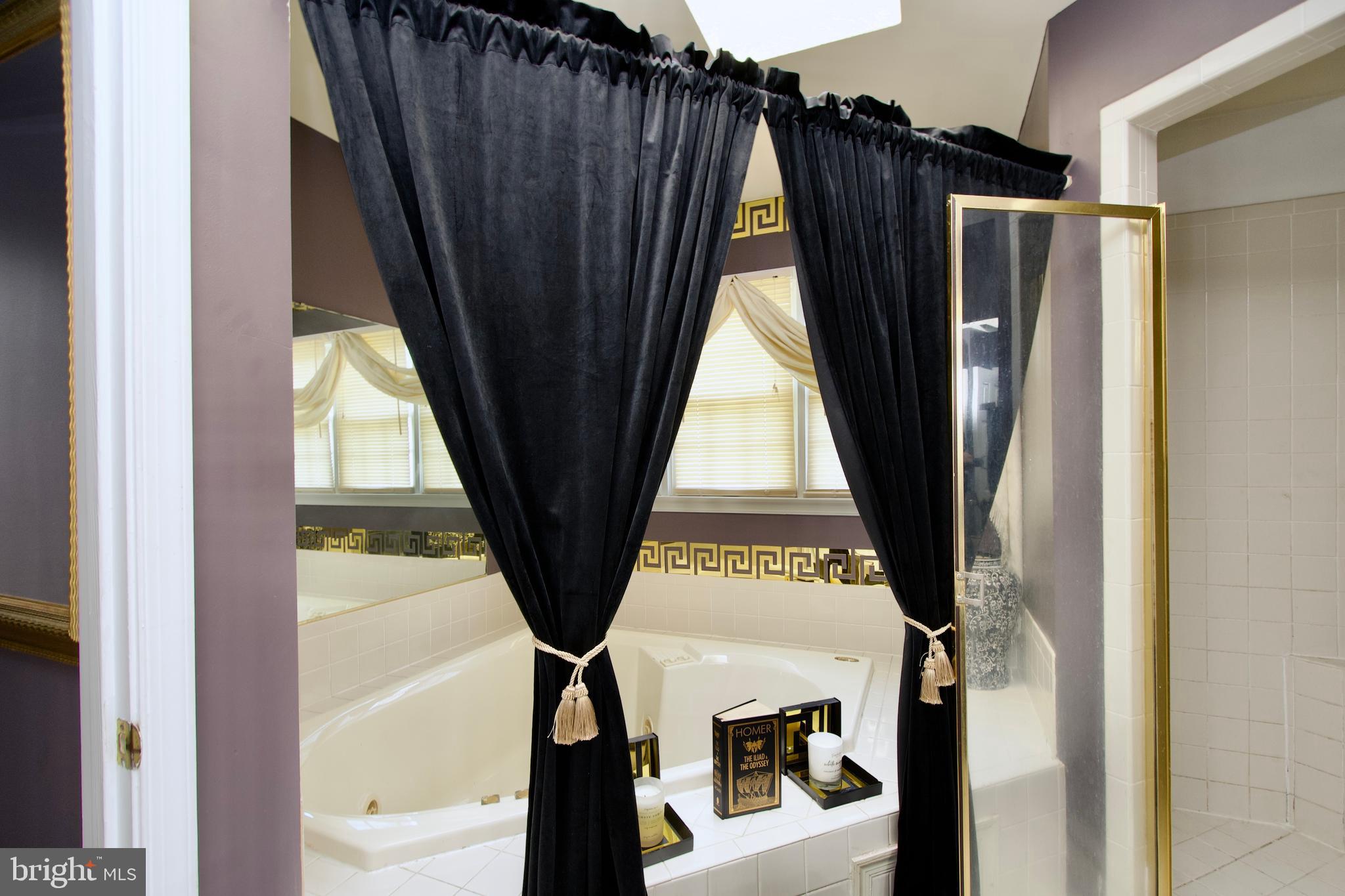 SIMMONS ACRES PLAT 5 - Residential