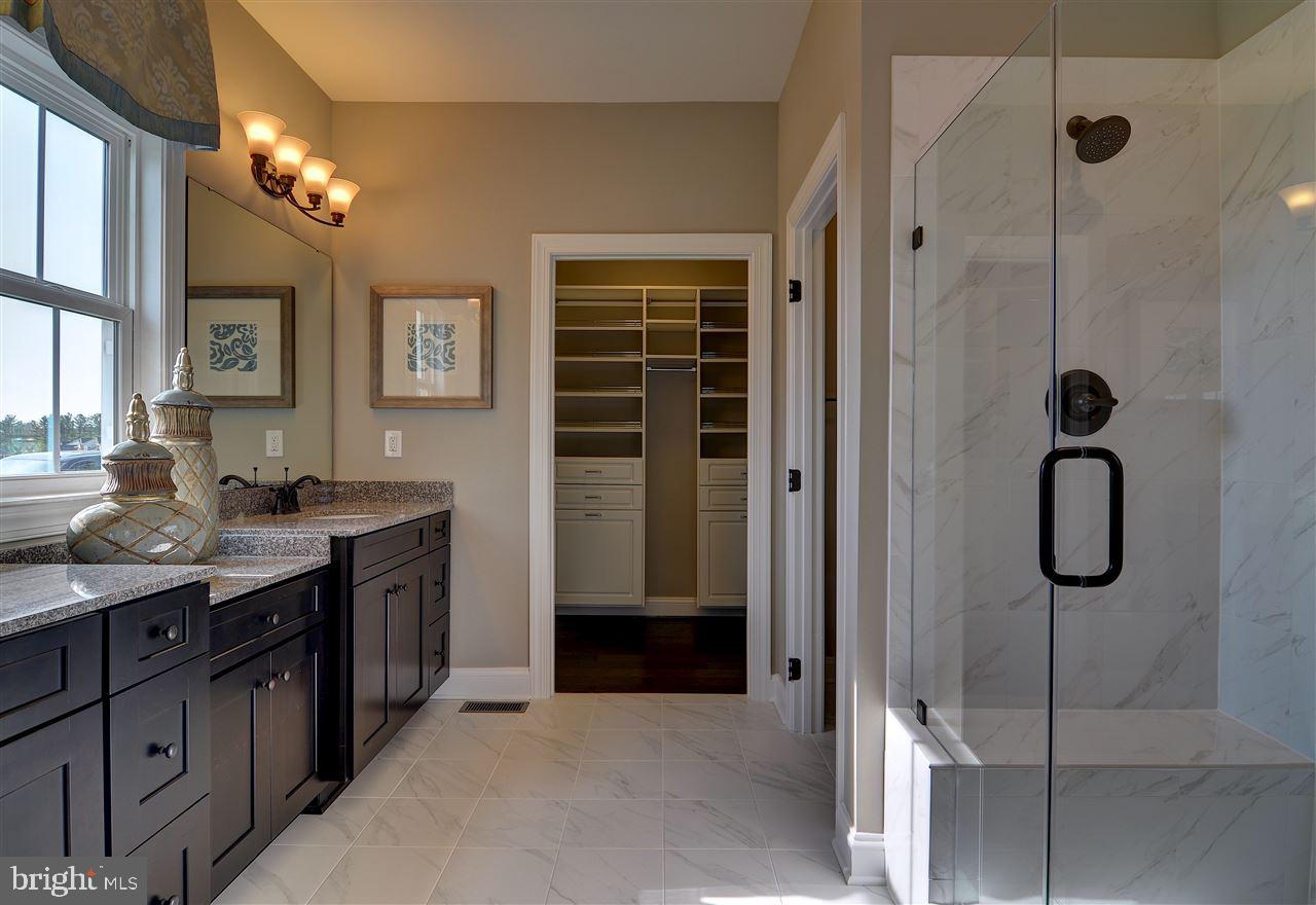 HIGH POINTE - Residential