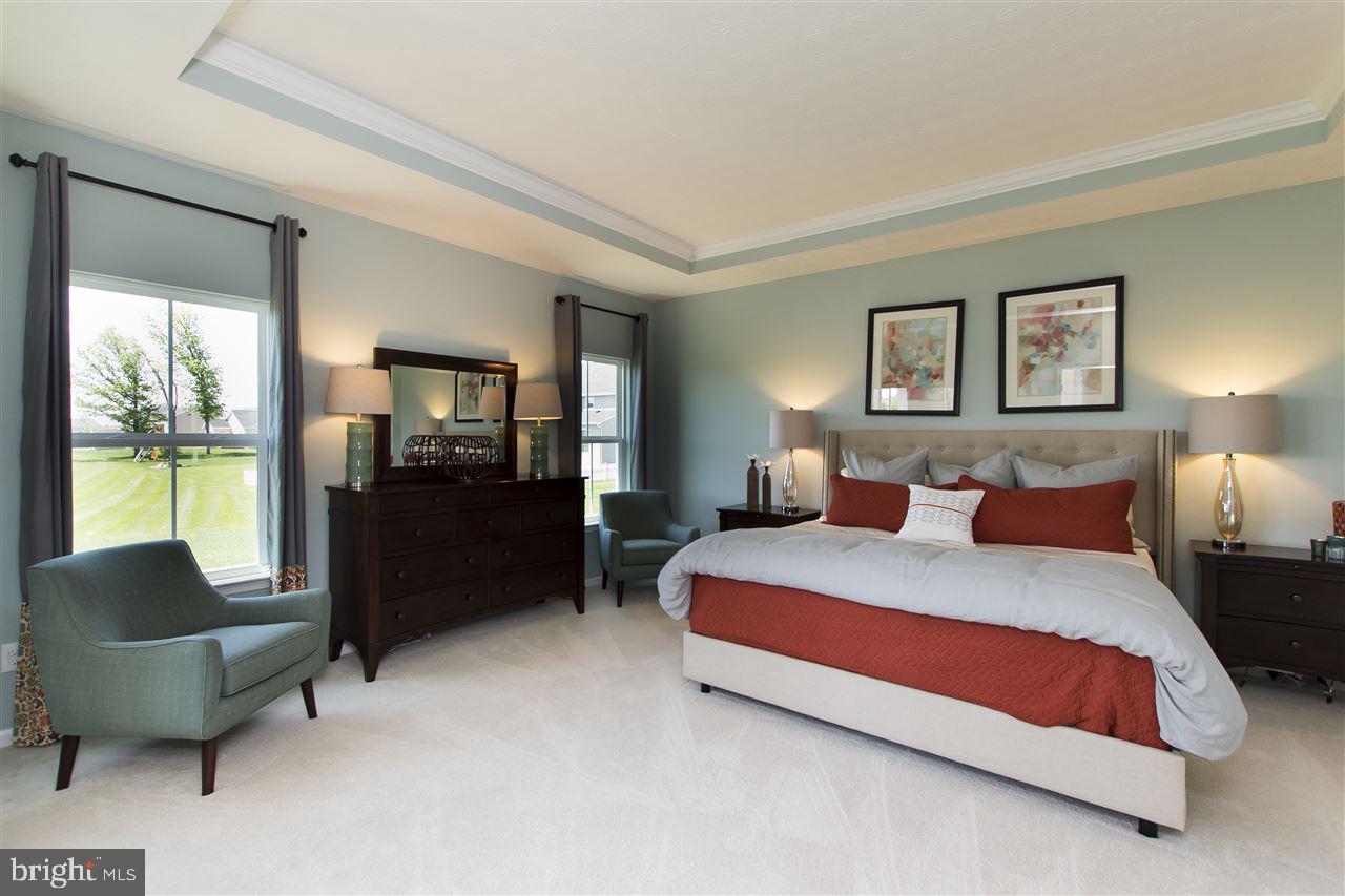 HIGH POINTE - Residential