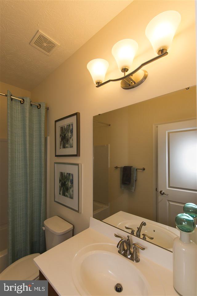 HIGH POINTE - Residential