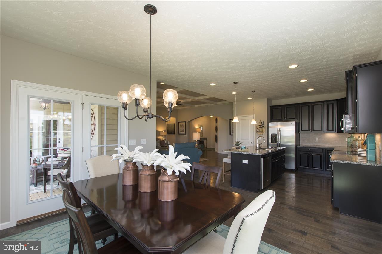 HIGH POINTE - Residential