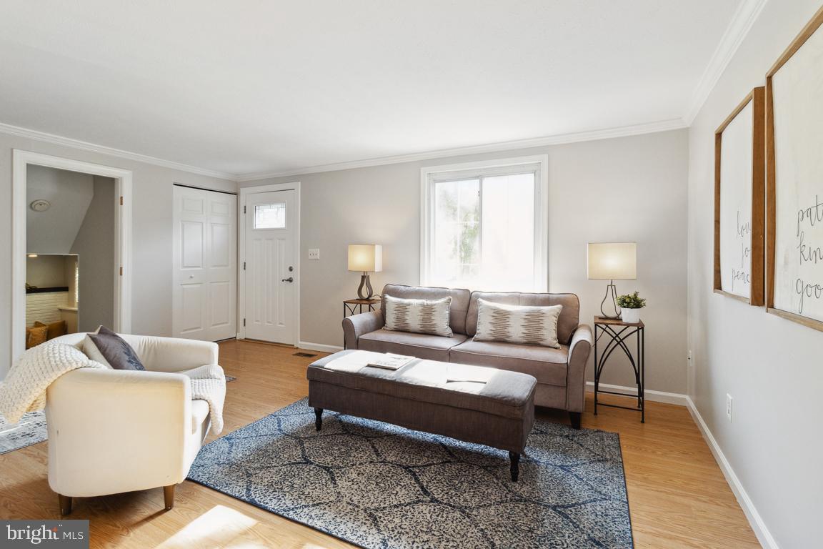 WHISPERING WOODS - Residential