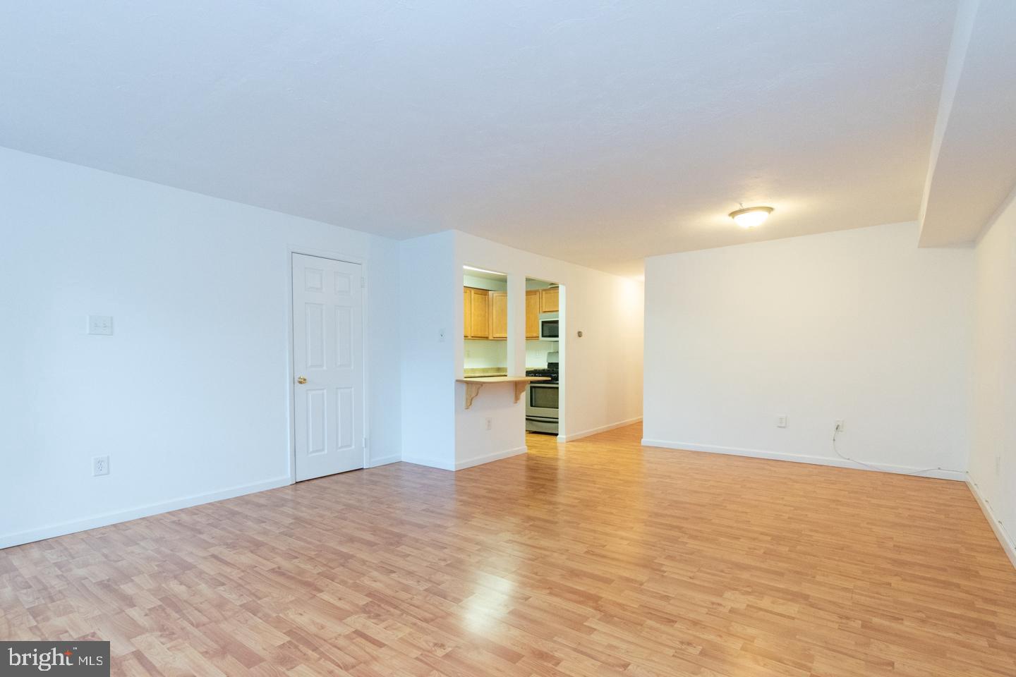 ROXBOROUGH VILLAGE - Residential
