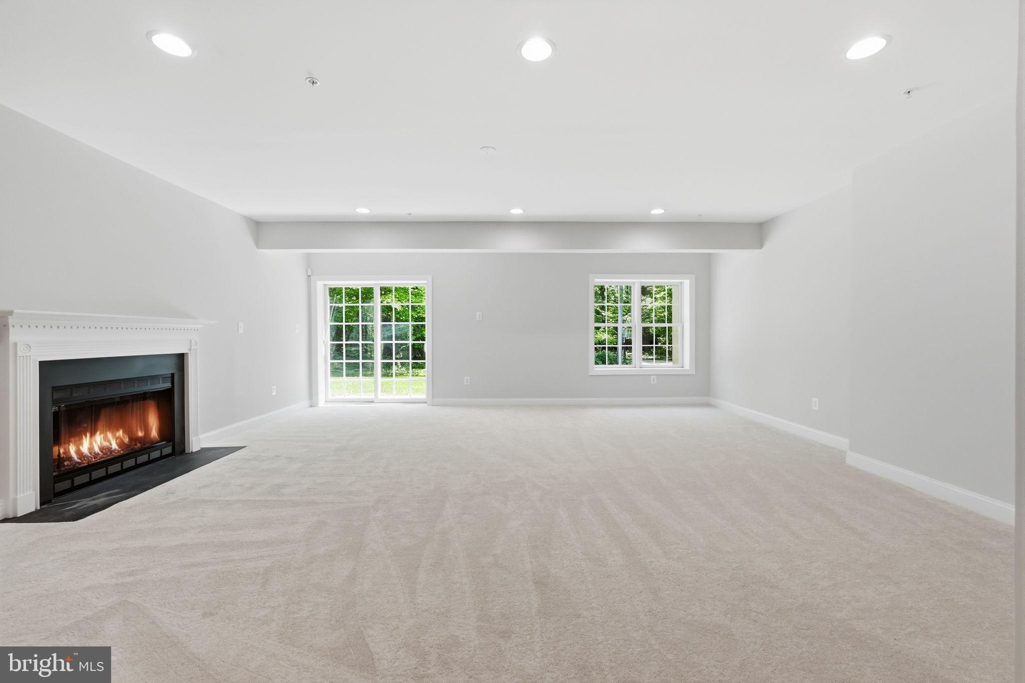 WOODMORE SOUTH - Residential
