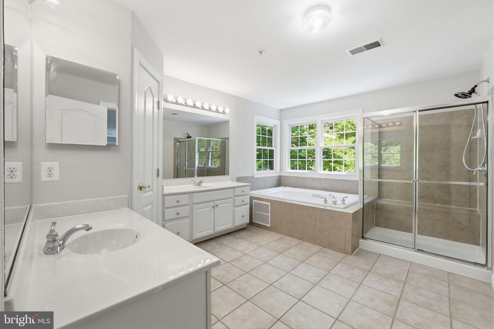 WOODMORE SOUTH - Residential