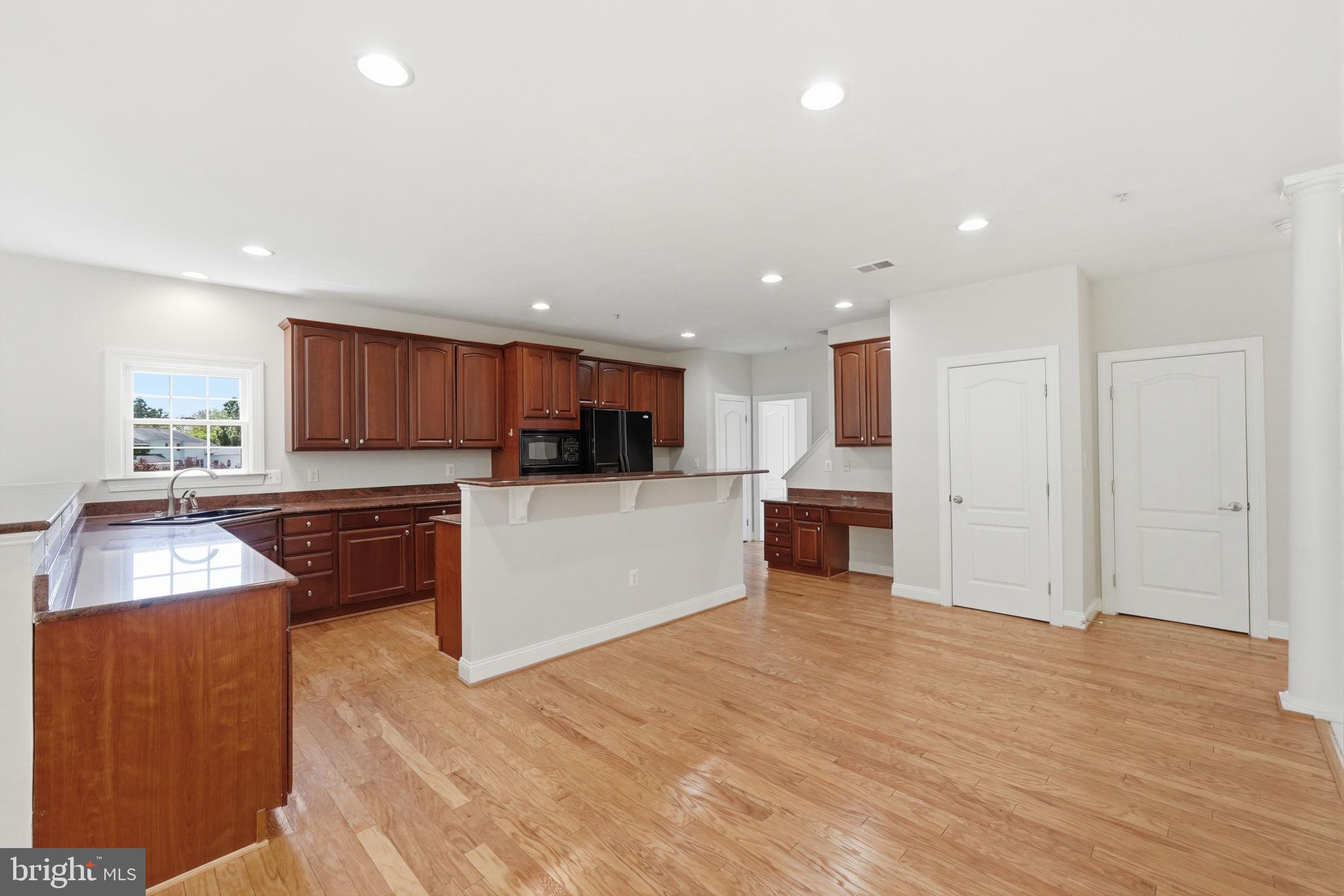 WOODMORE SOUTH - Residential