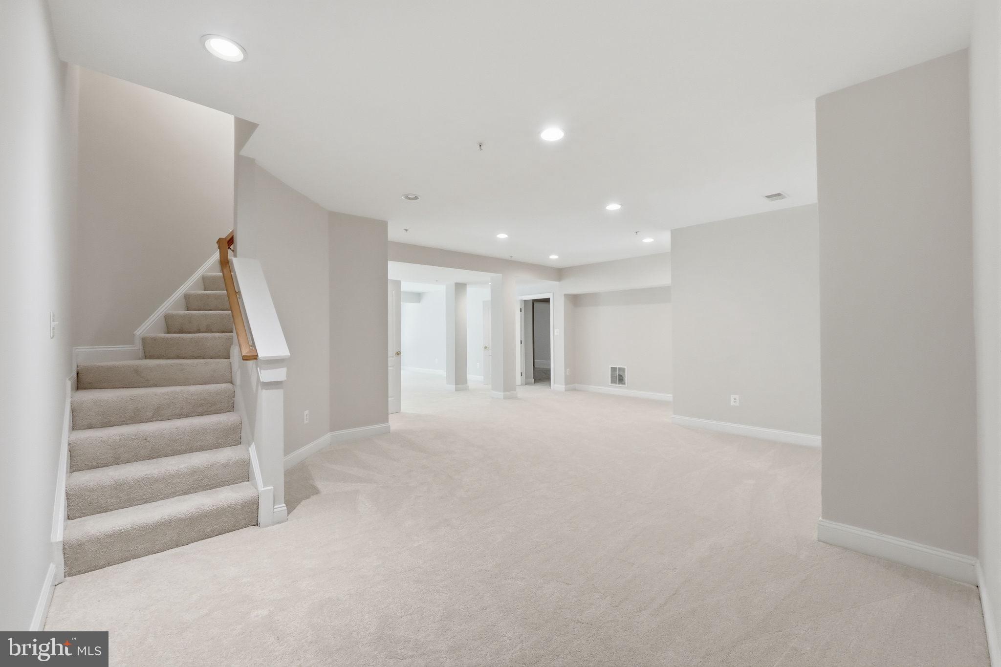 WOODMORE SOUTH - Residential