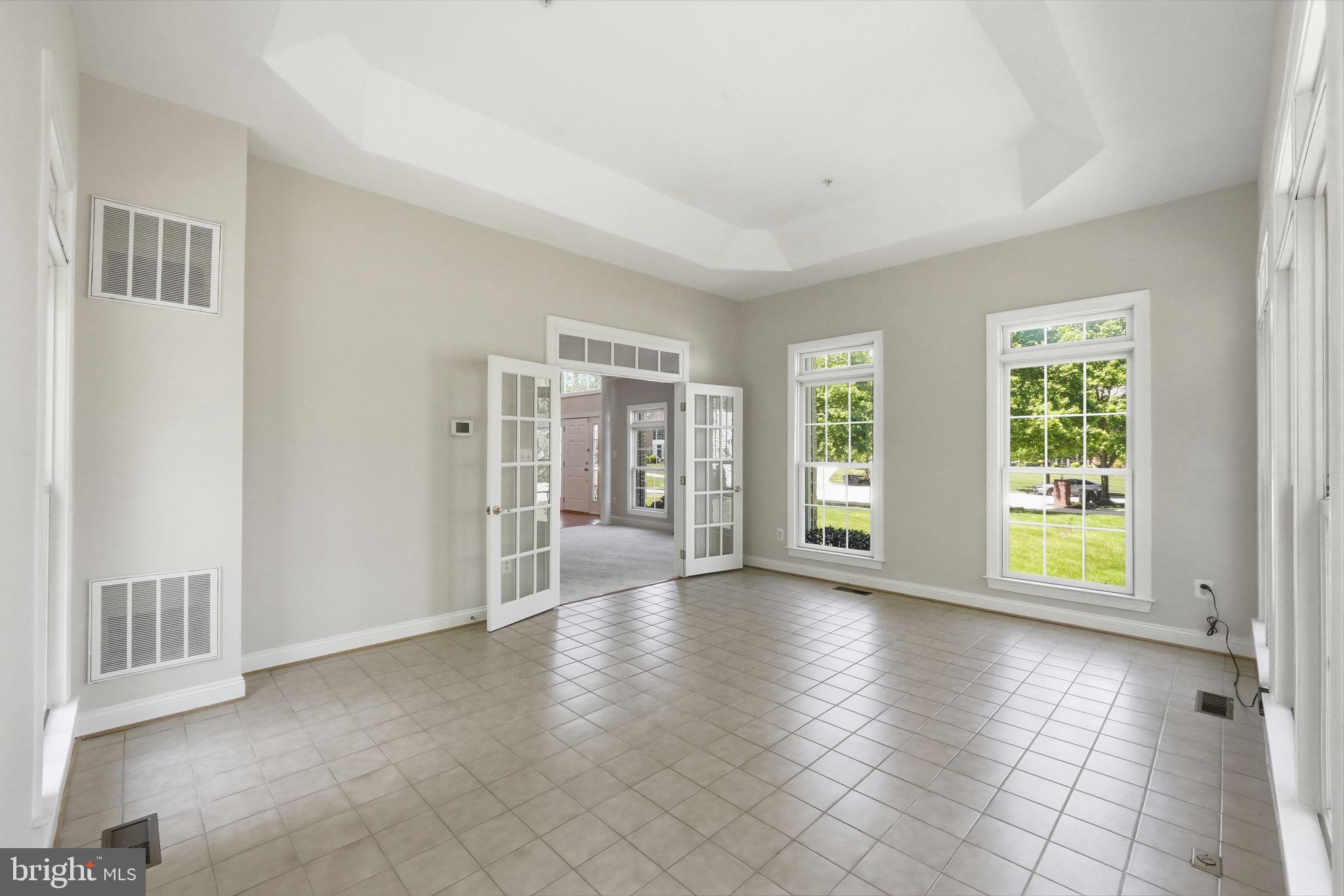 WOODMORE SOUTH - Residential