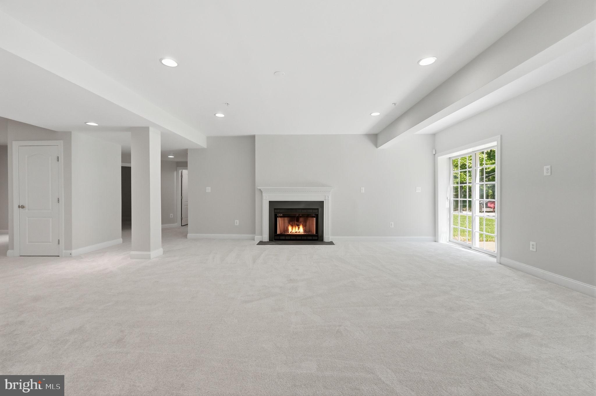 WOODMORE SOUTH - Residential