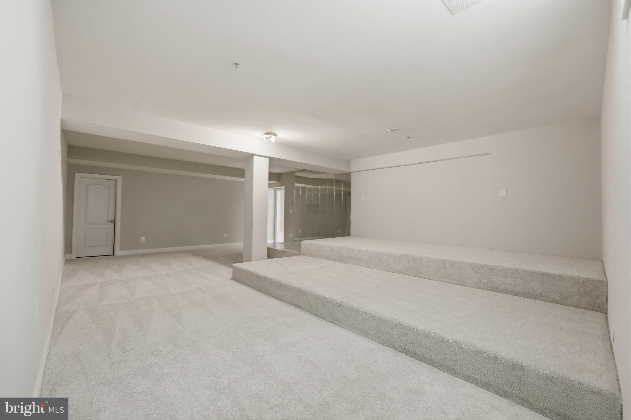 WOODMORE SOUTH - Residential