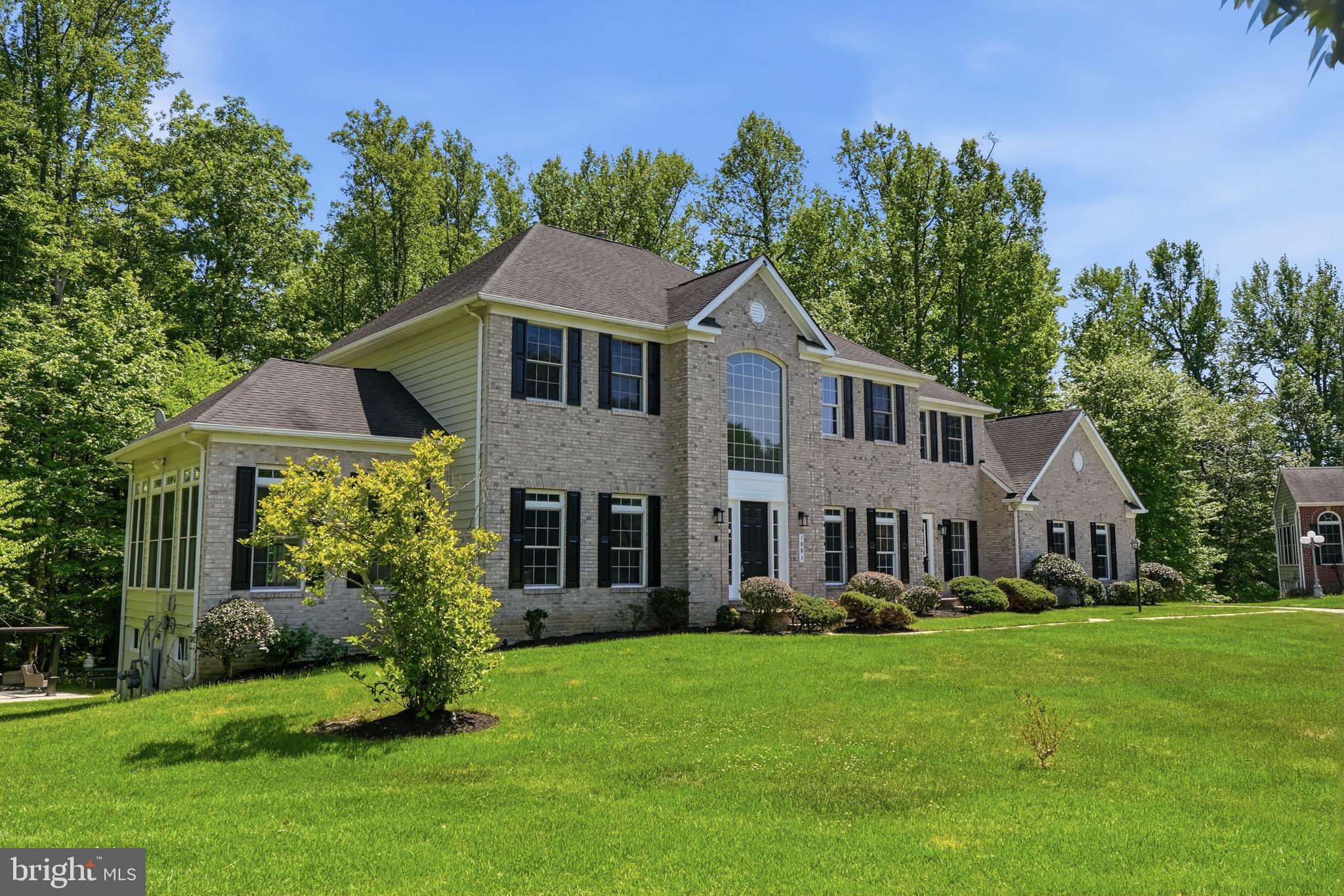 1801 SOUTHWOOD COURT