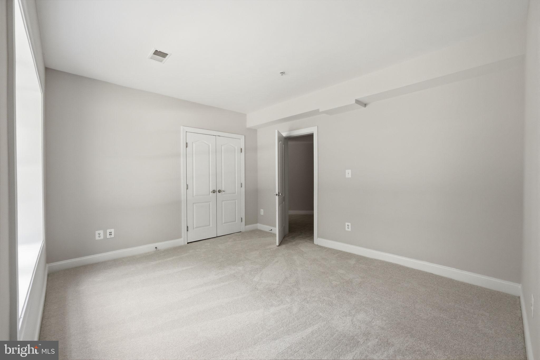 WOODMORE SOUTH - Residential