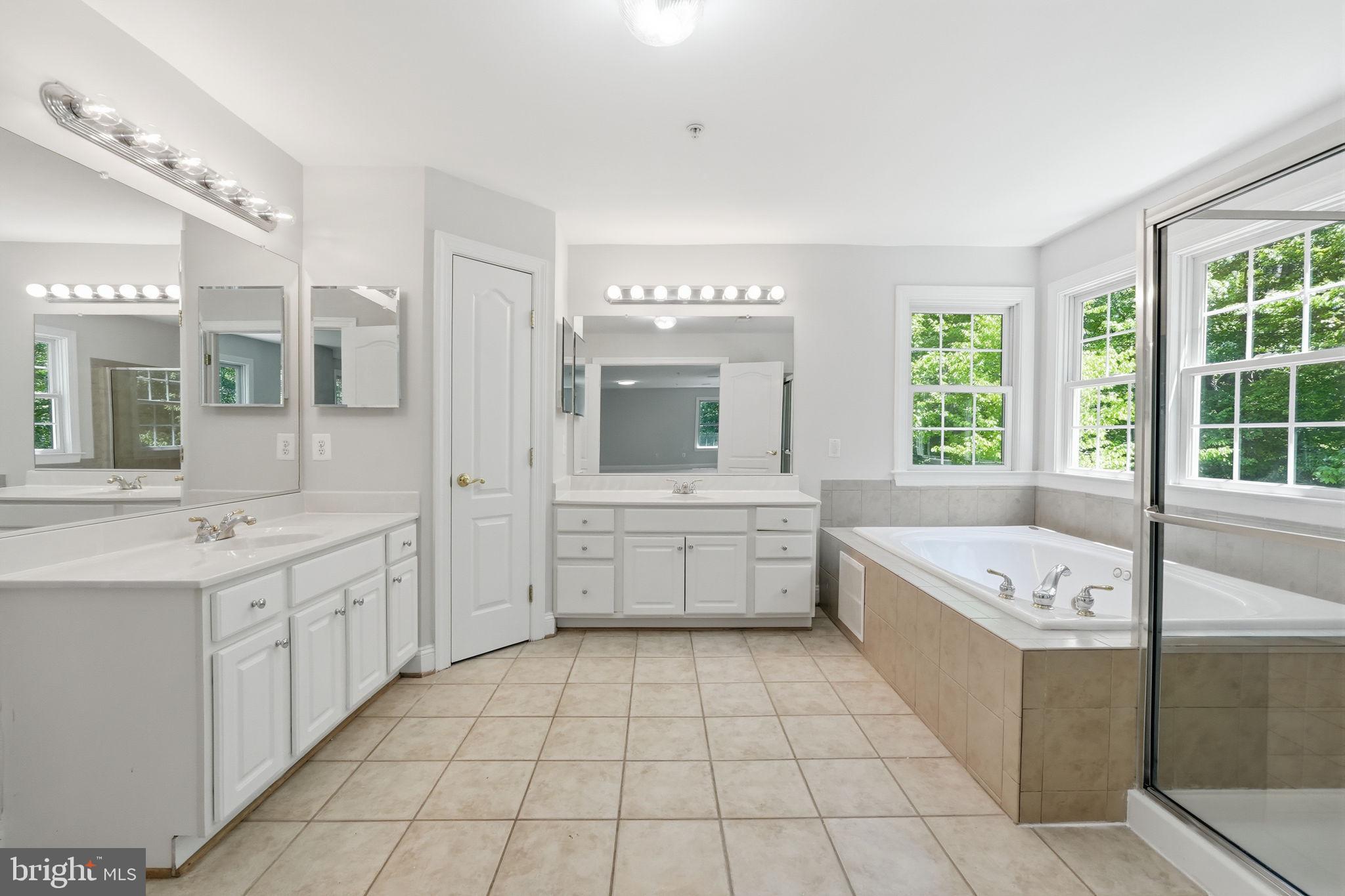 WOODMORE SOUTH - Residential
