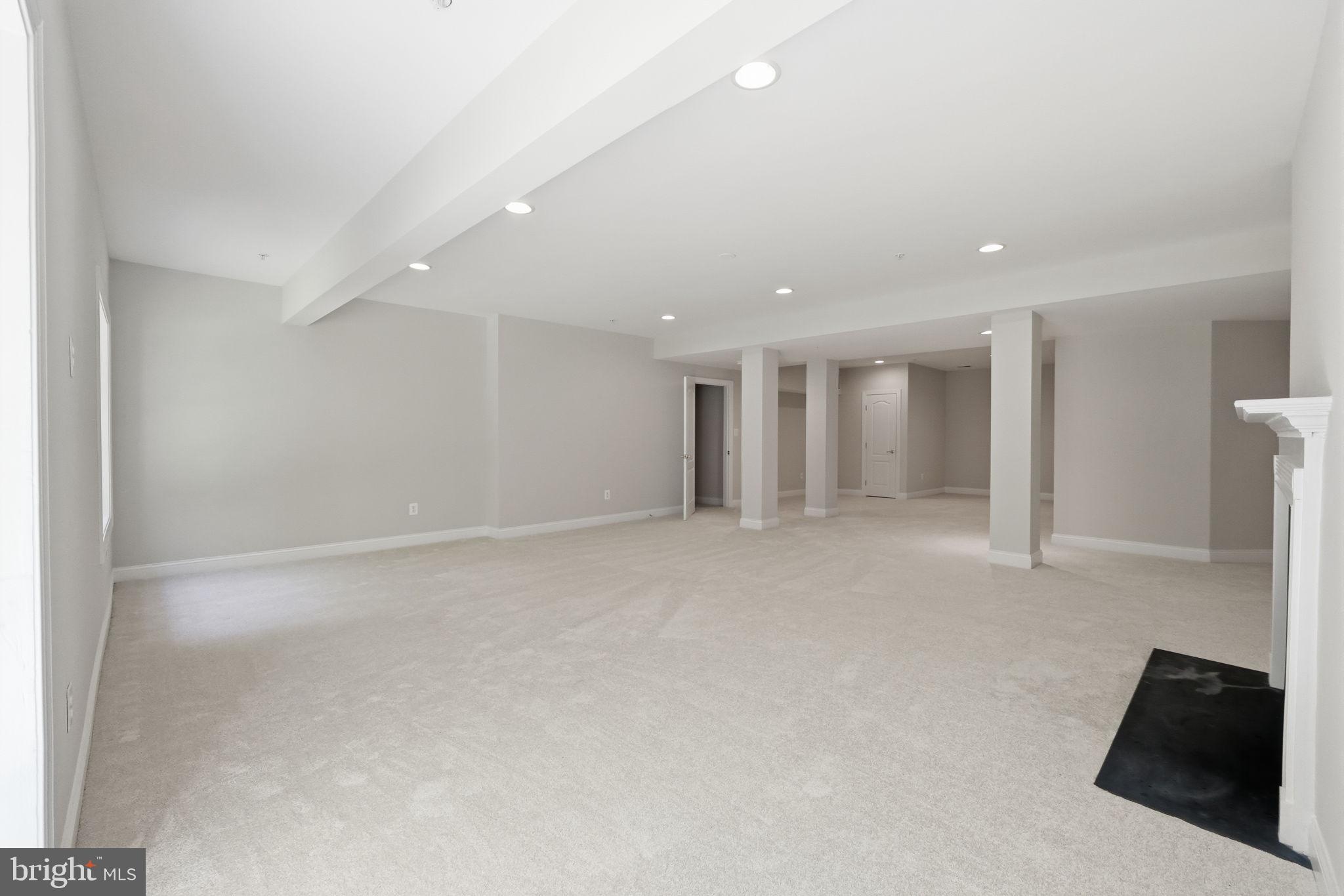 WOODMORE SOUTH - Residential