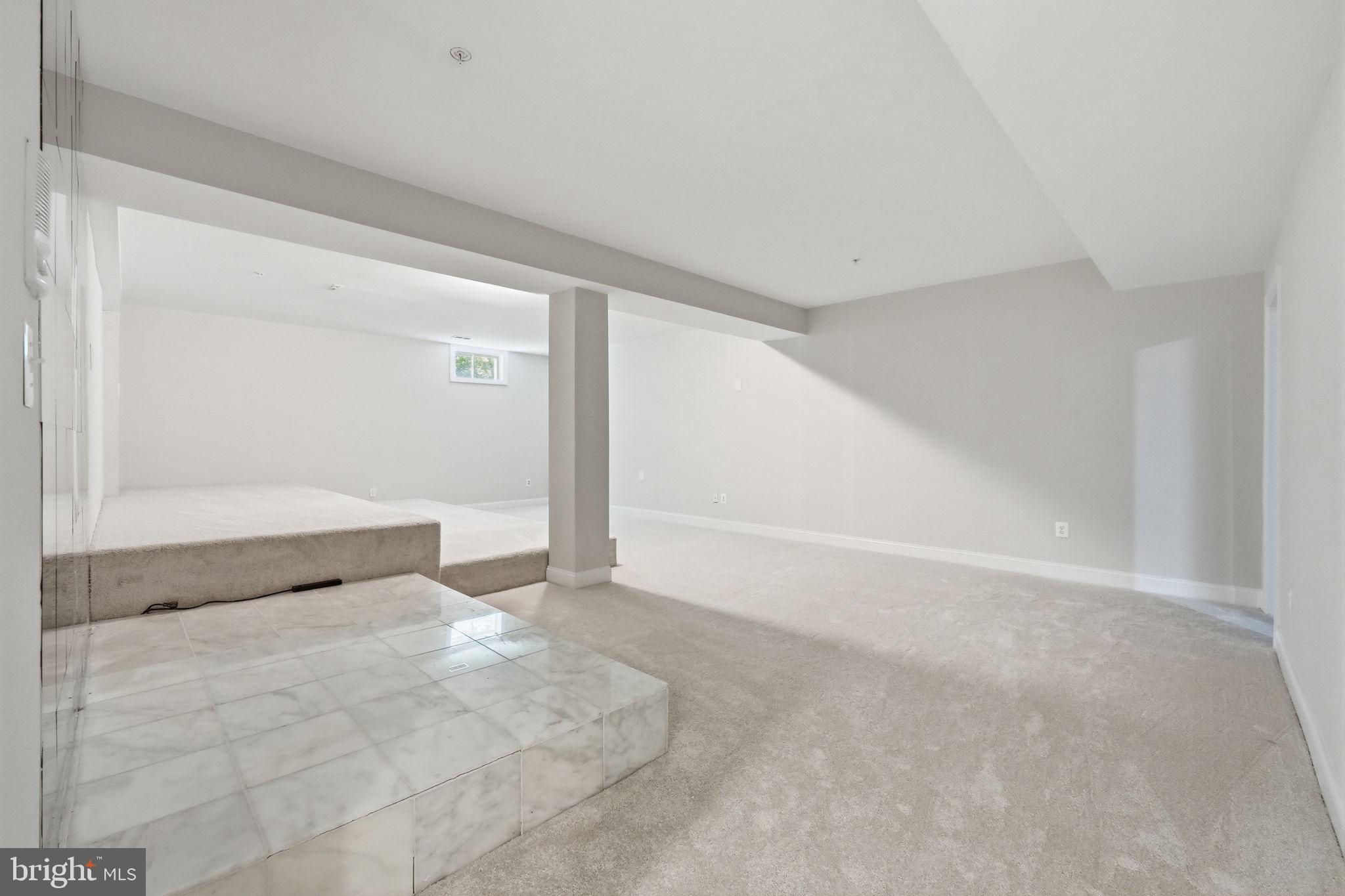 WOODMORE SOUTH - Residential