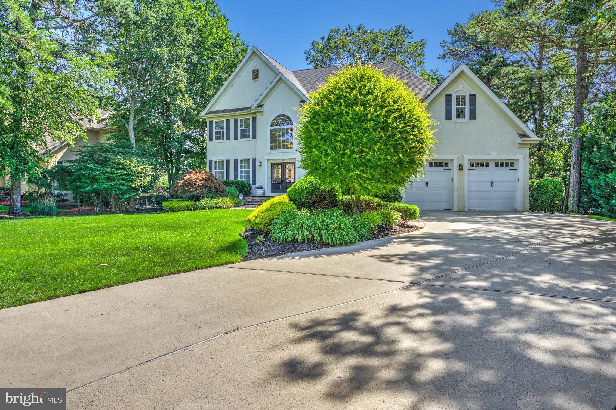18 KNOTTINGHAM DRIVE