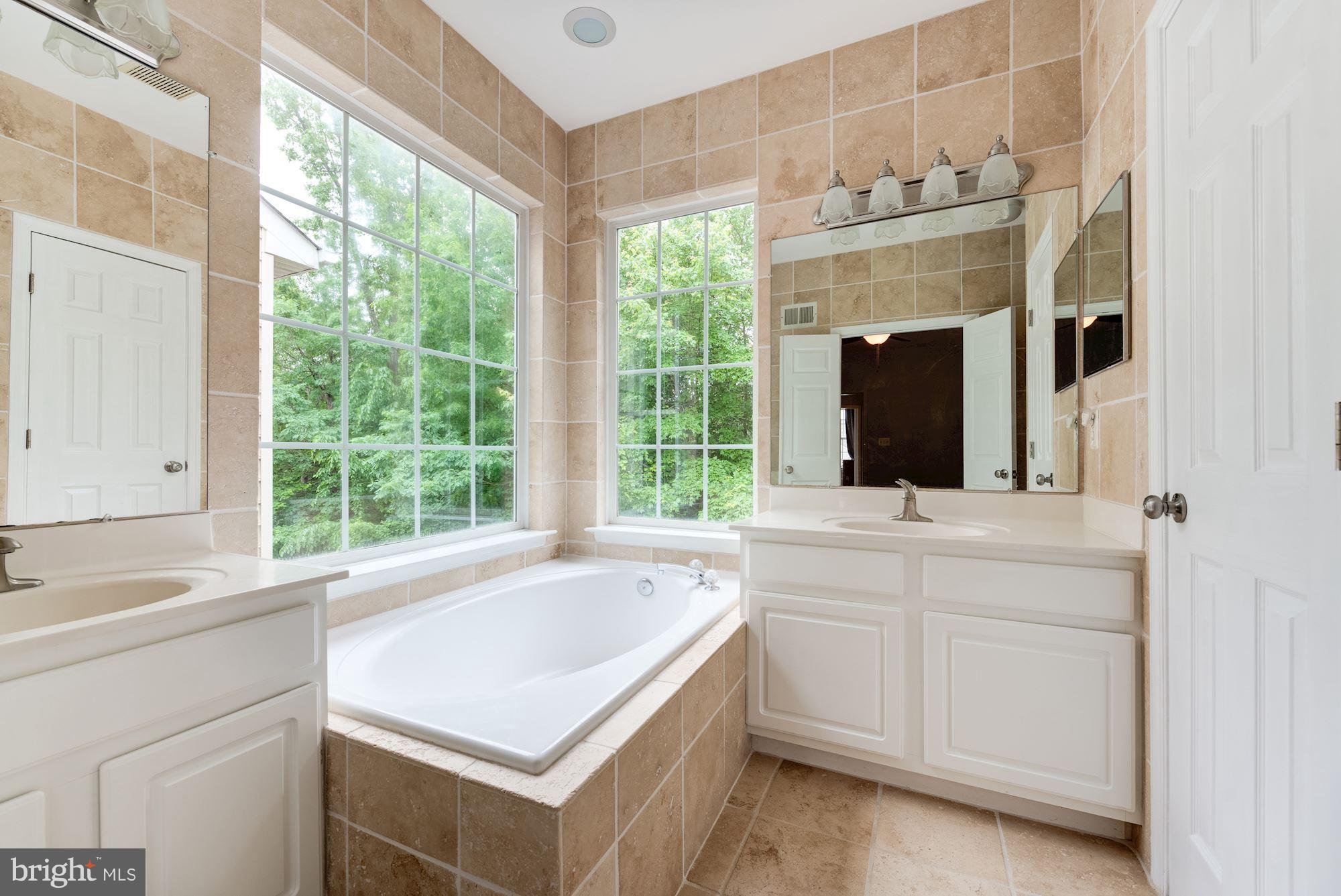 THE FOREST AT SOUTHRUN - Residential