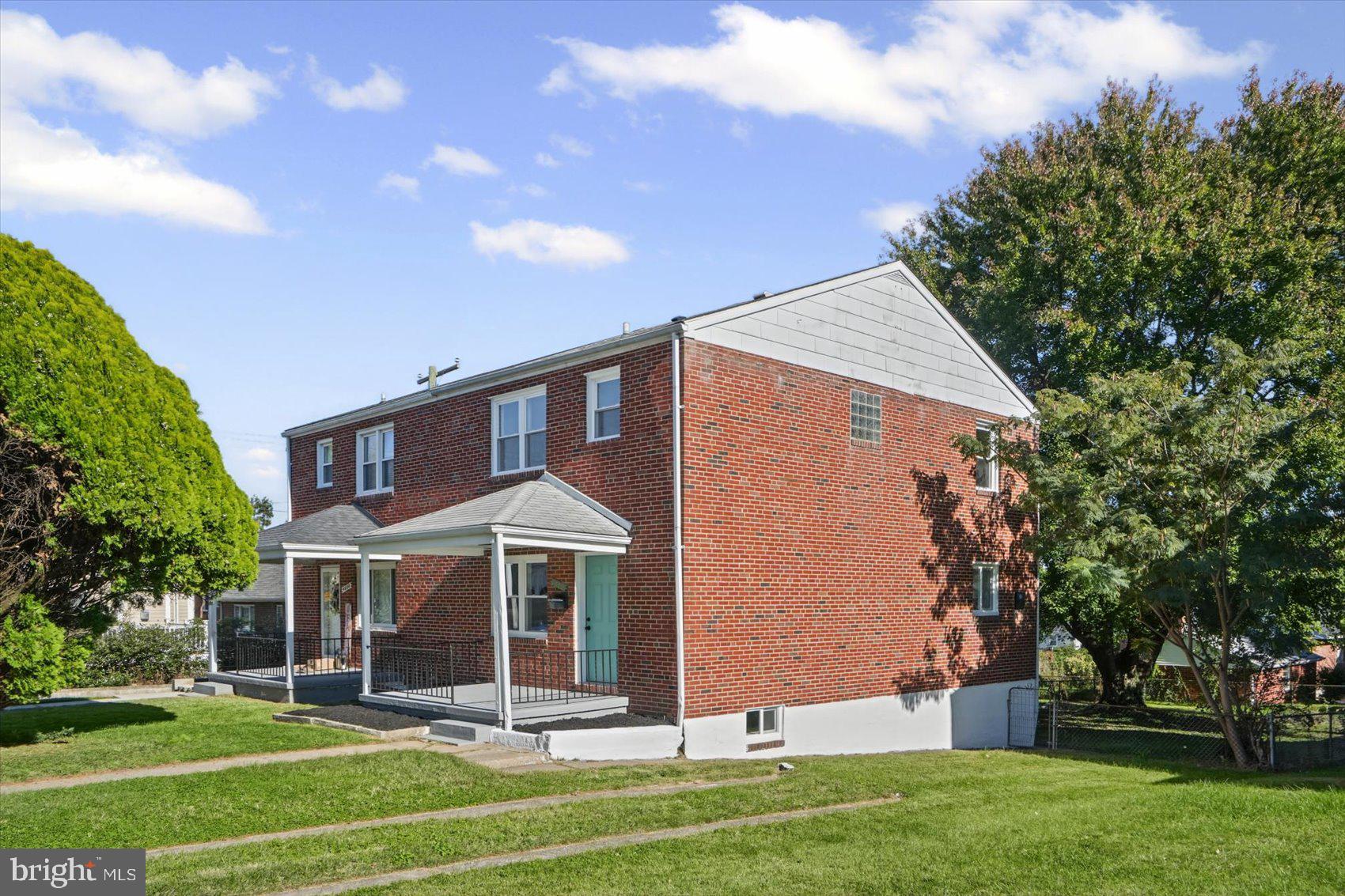 4602 SEIFERT AVENUE