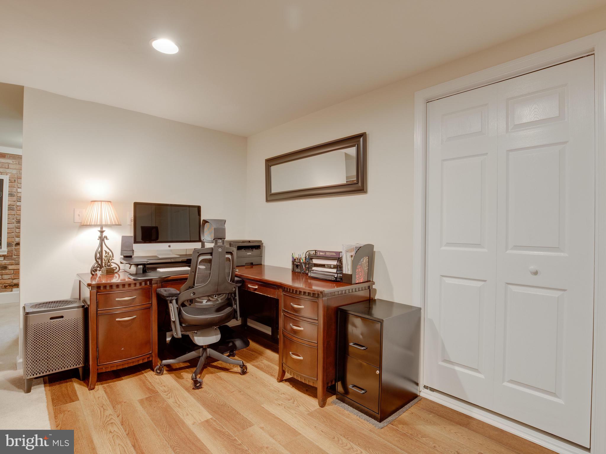 KINGSTON HEIGHTS - Residential