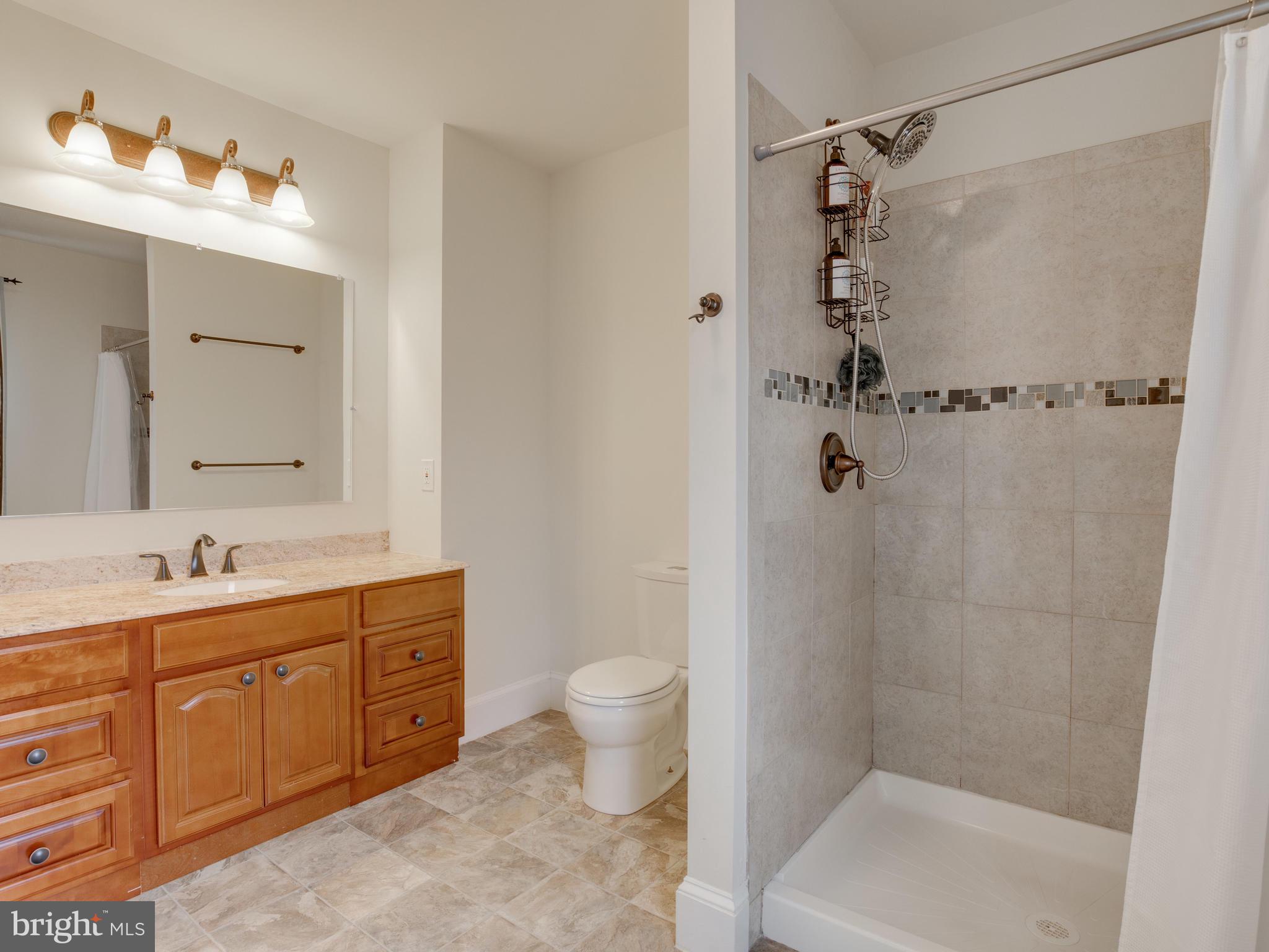 KINGSTON HEIGHTS - Residential