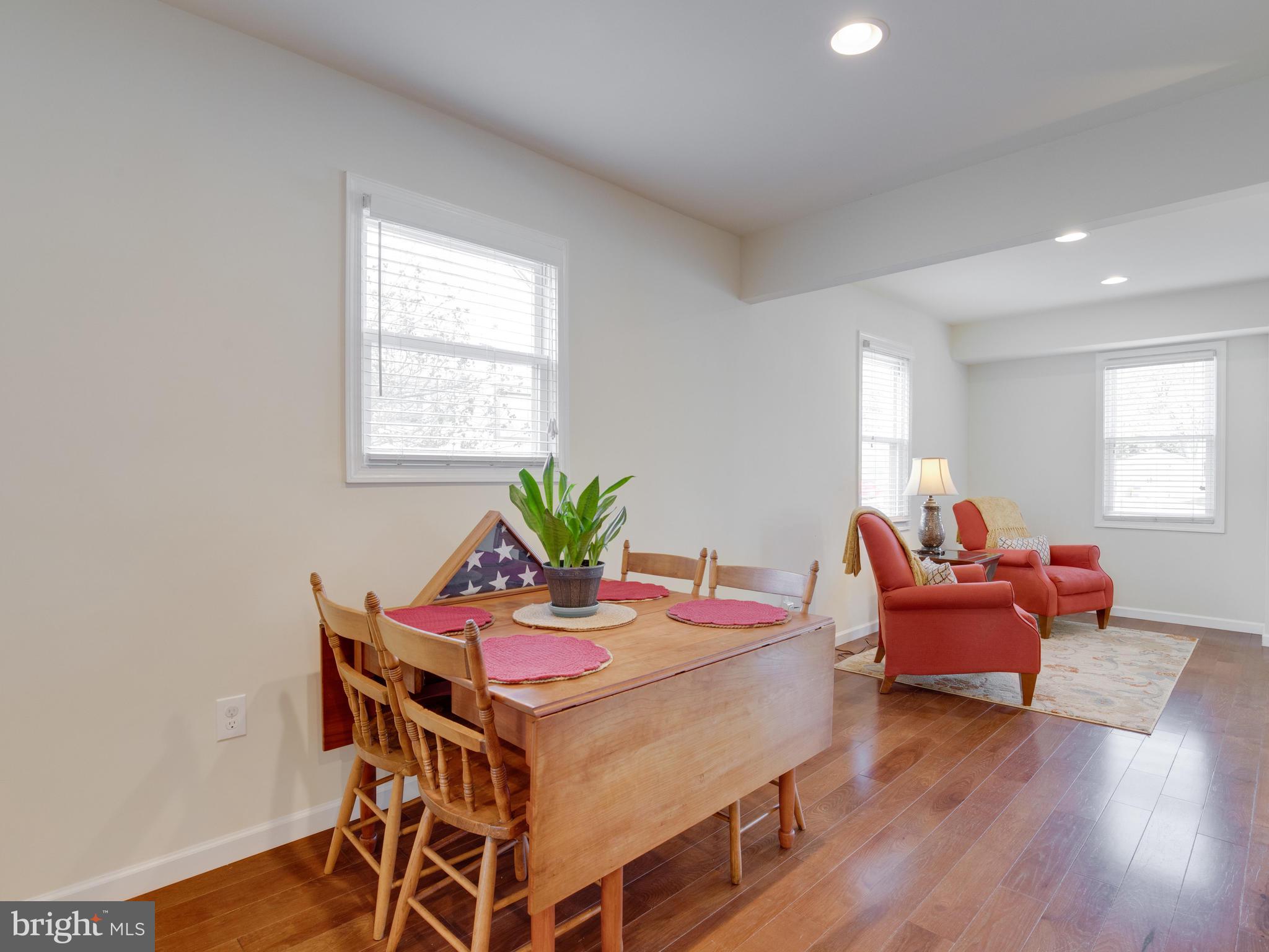 KINGSTON HEIGHTS - Residential