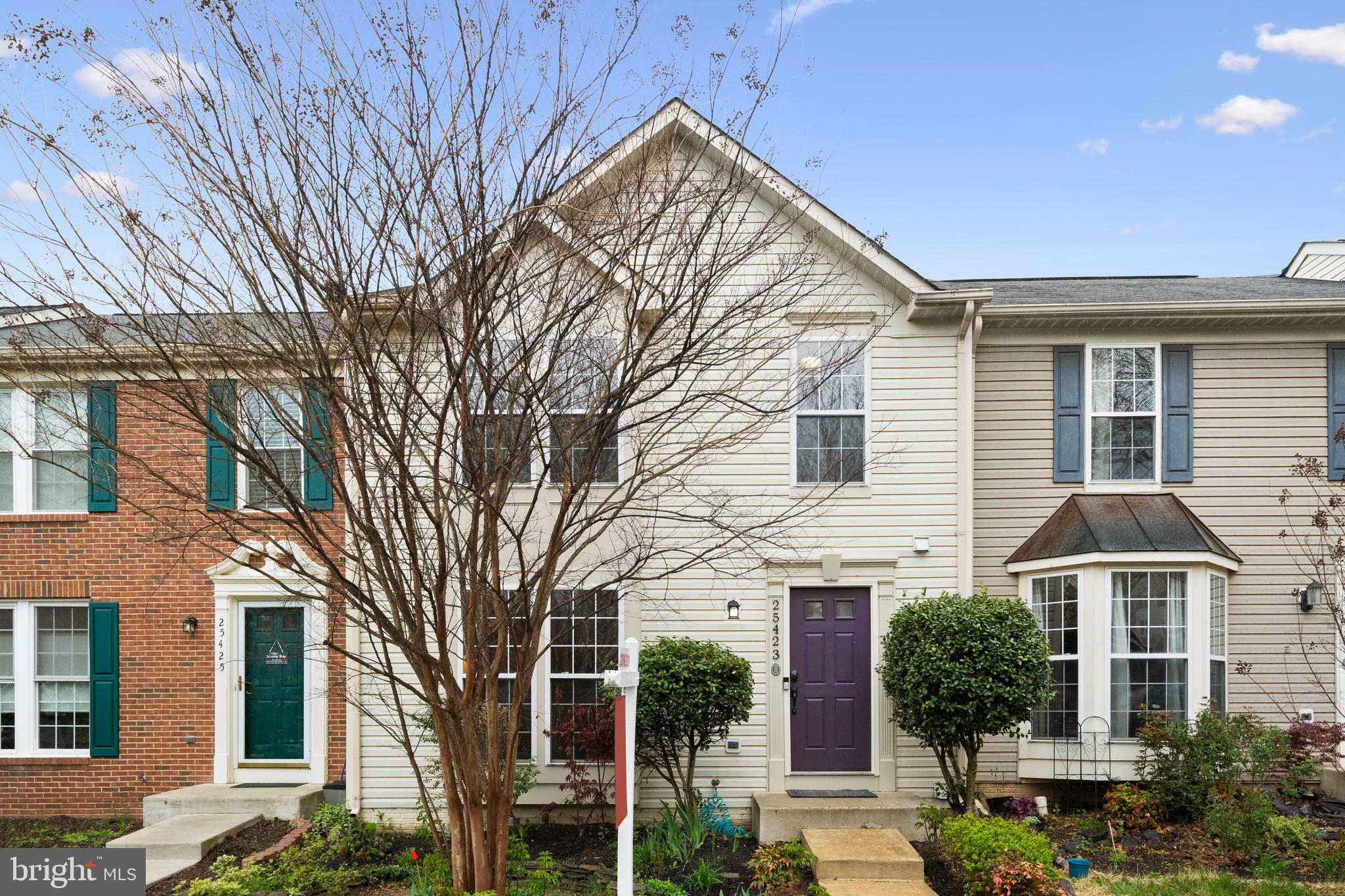 SOUTH RIDING - Residential