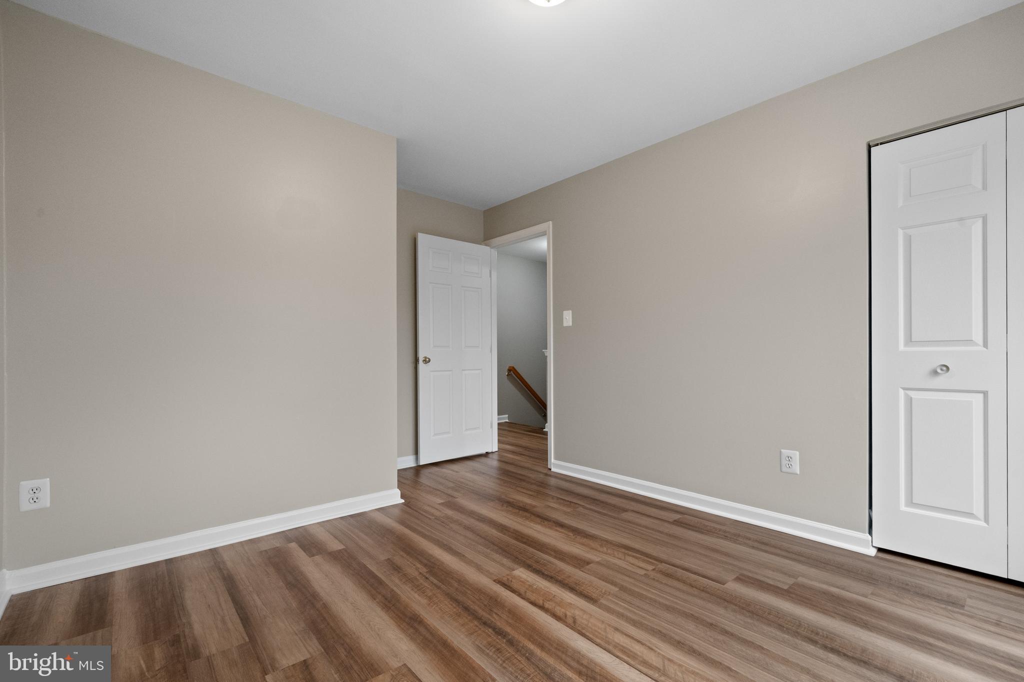 SOUTH RIDING - Residential