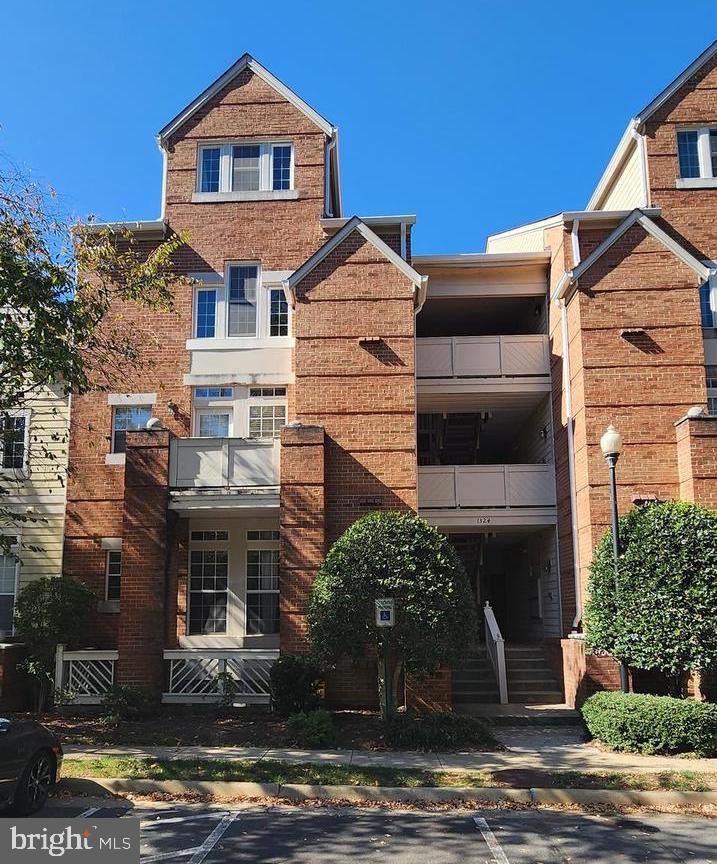 BALDWIN GROVE - Residential Lease