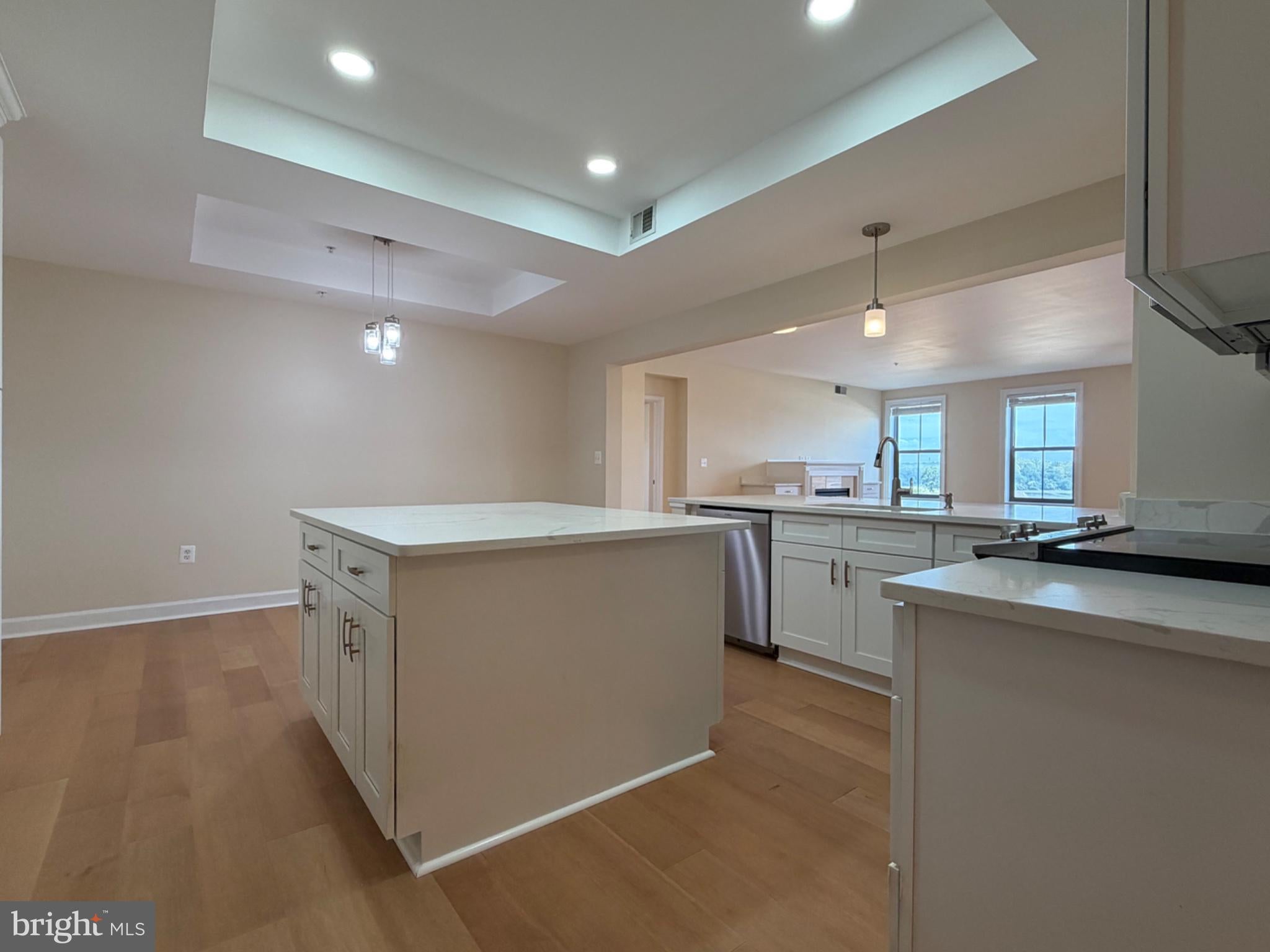 485 HARBOR SIDE STREET 604