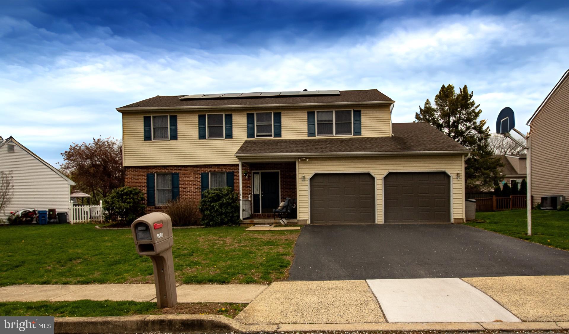 HEATHER KNOLL - Residential