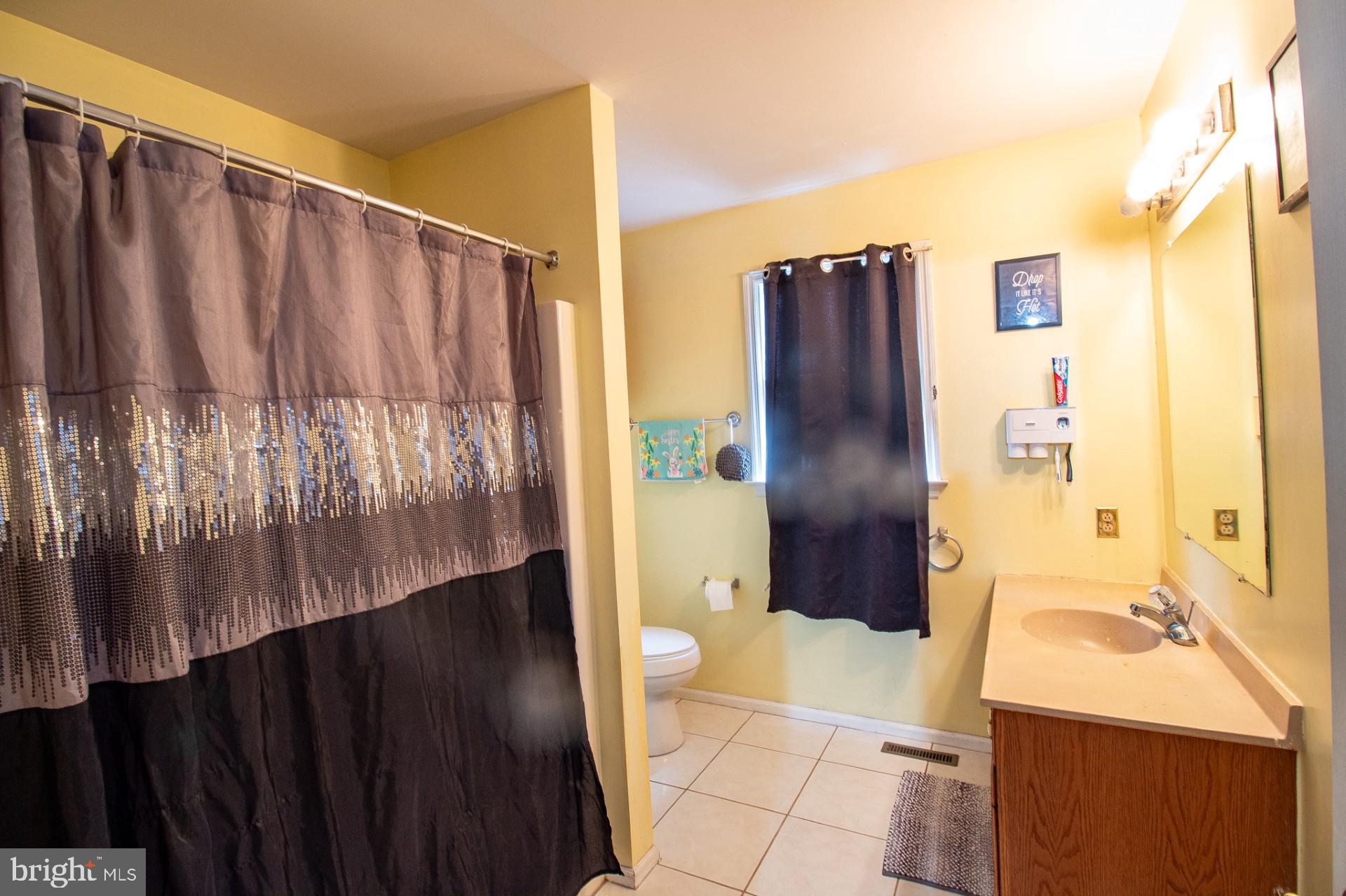 HEATHER KNOLL - Residential