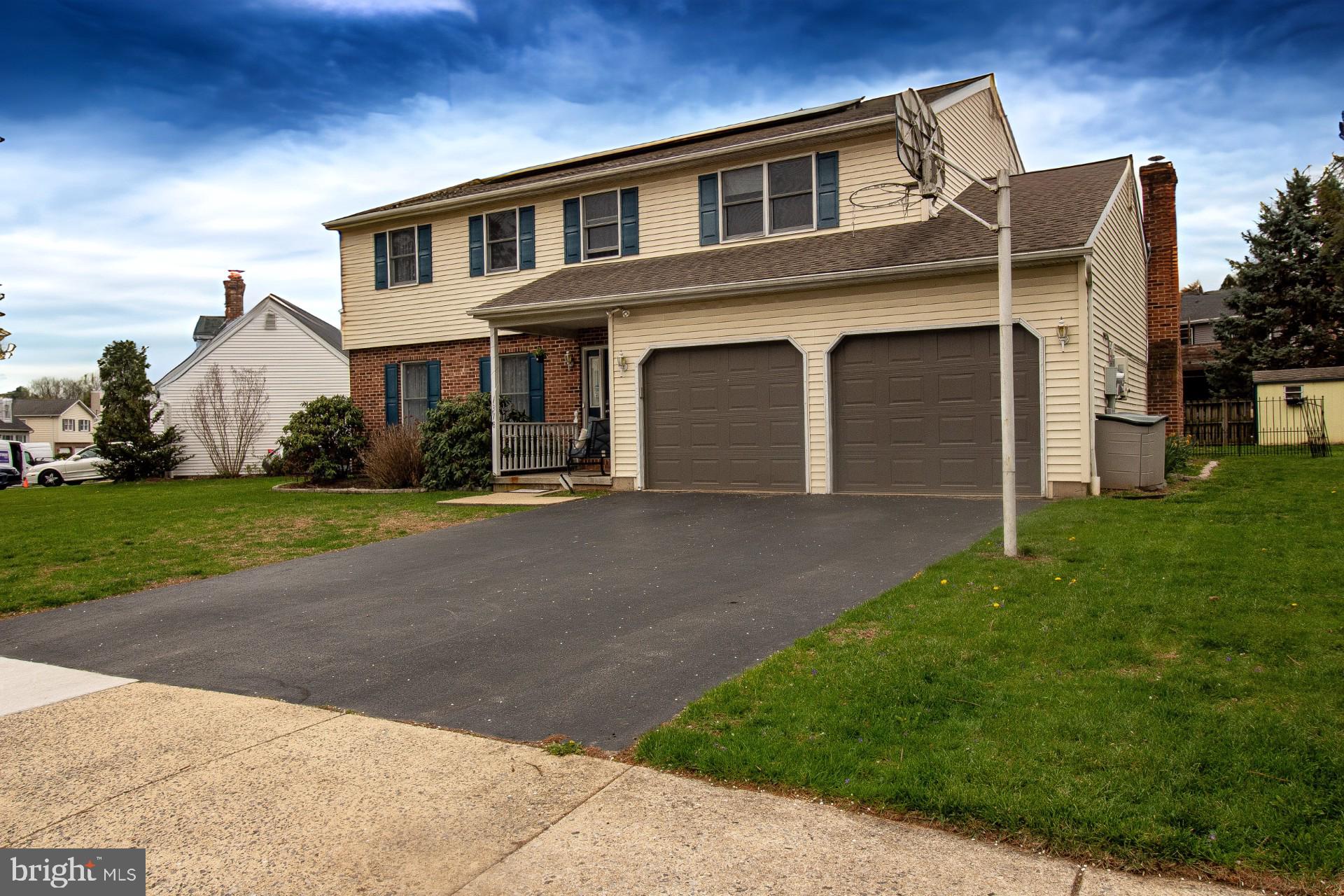 HEATHER KNOLL - Residential