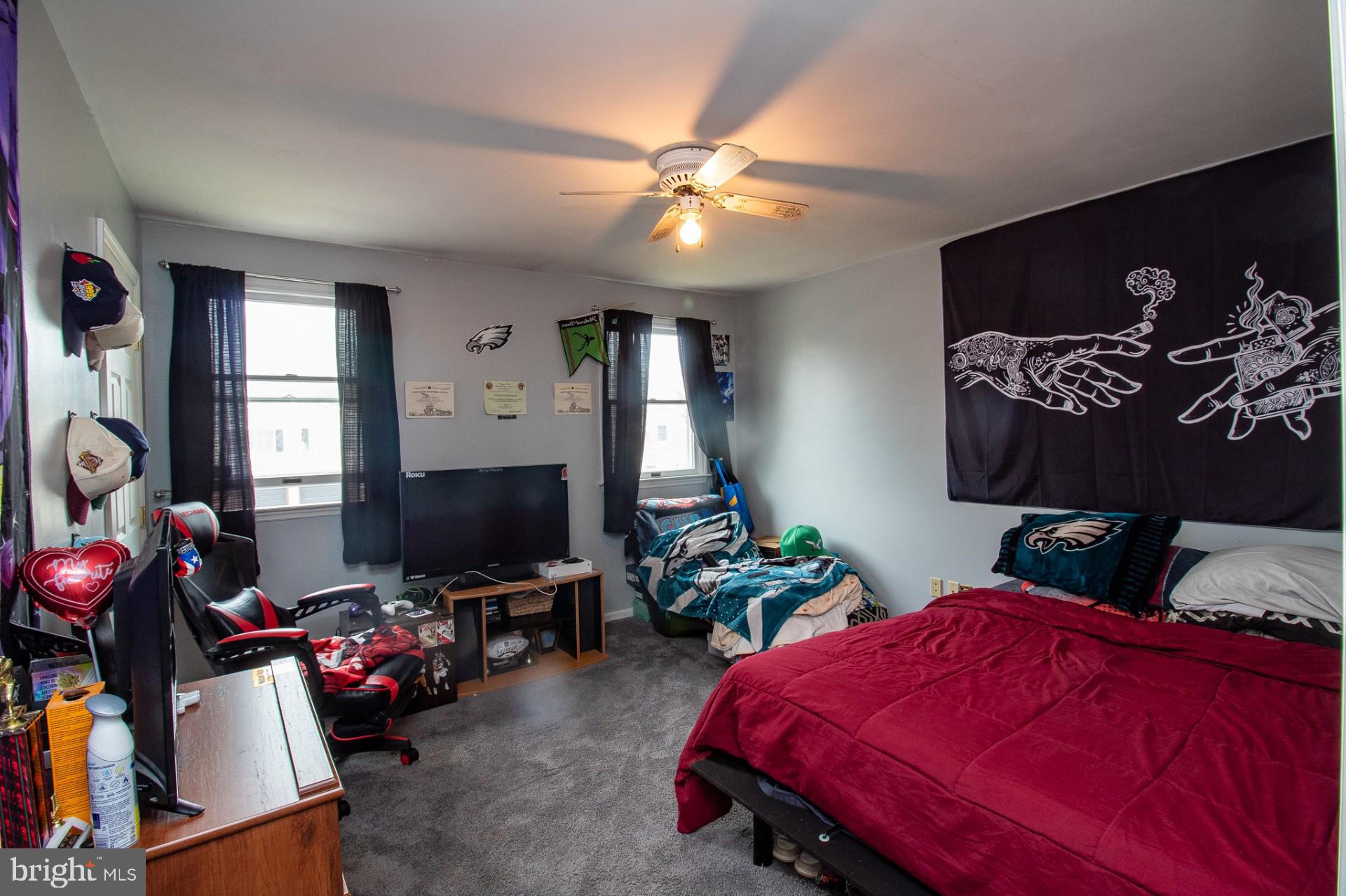 HEATHER KNOLL - Residential