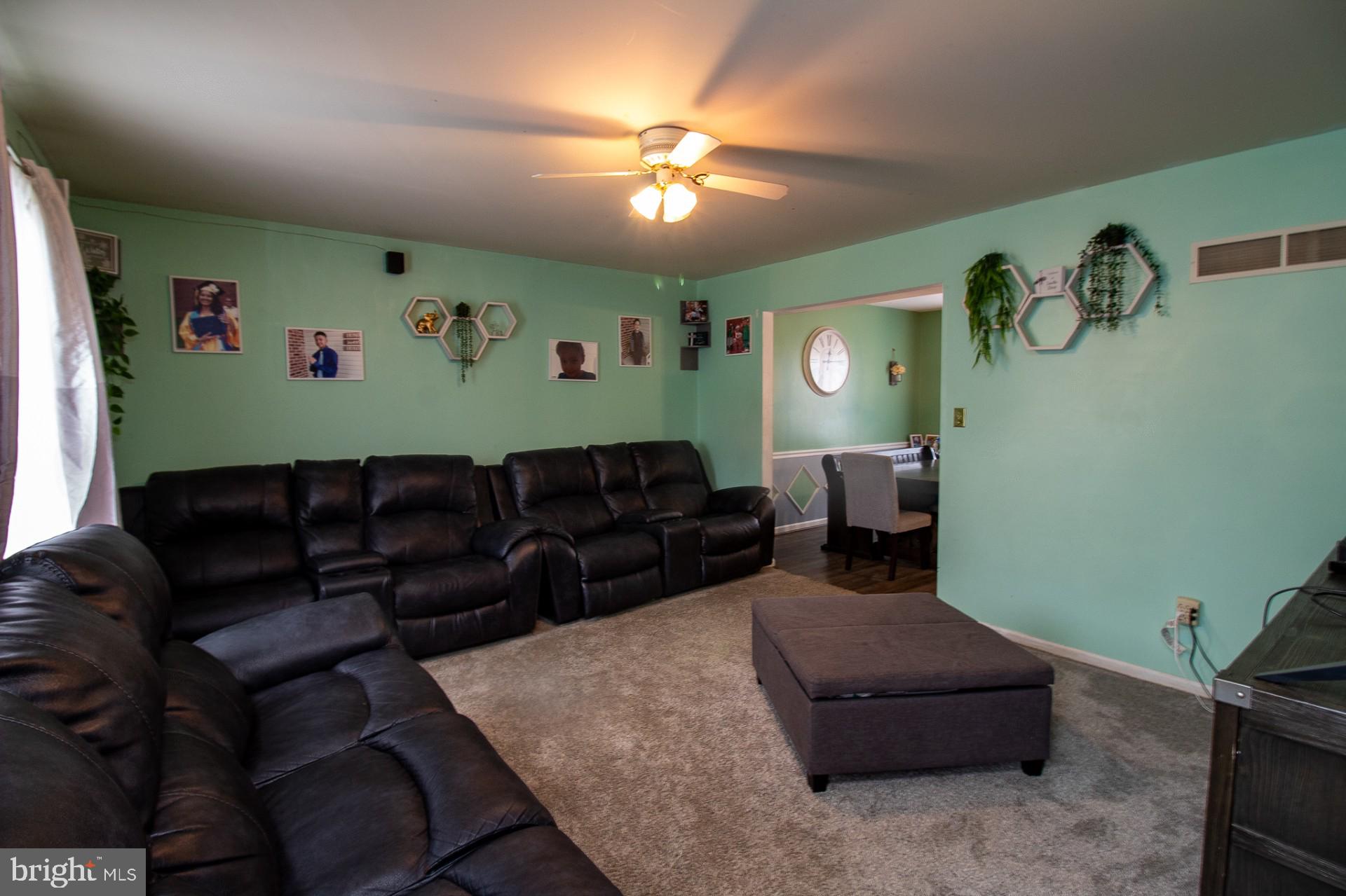 HEATHER KNOLL - Residential