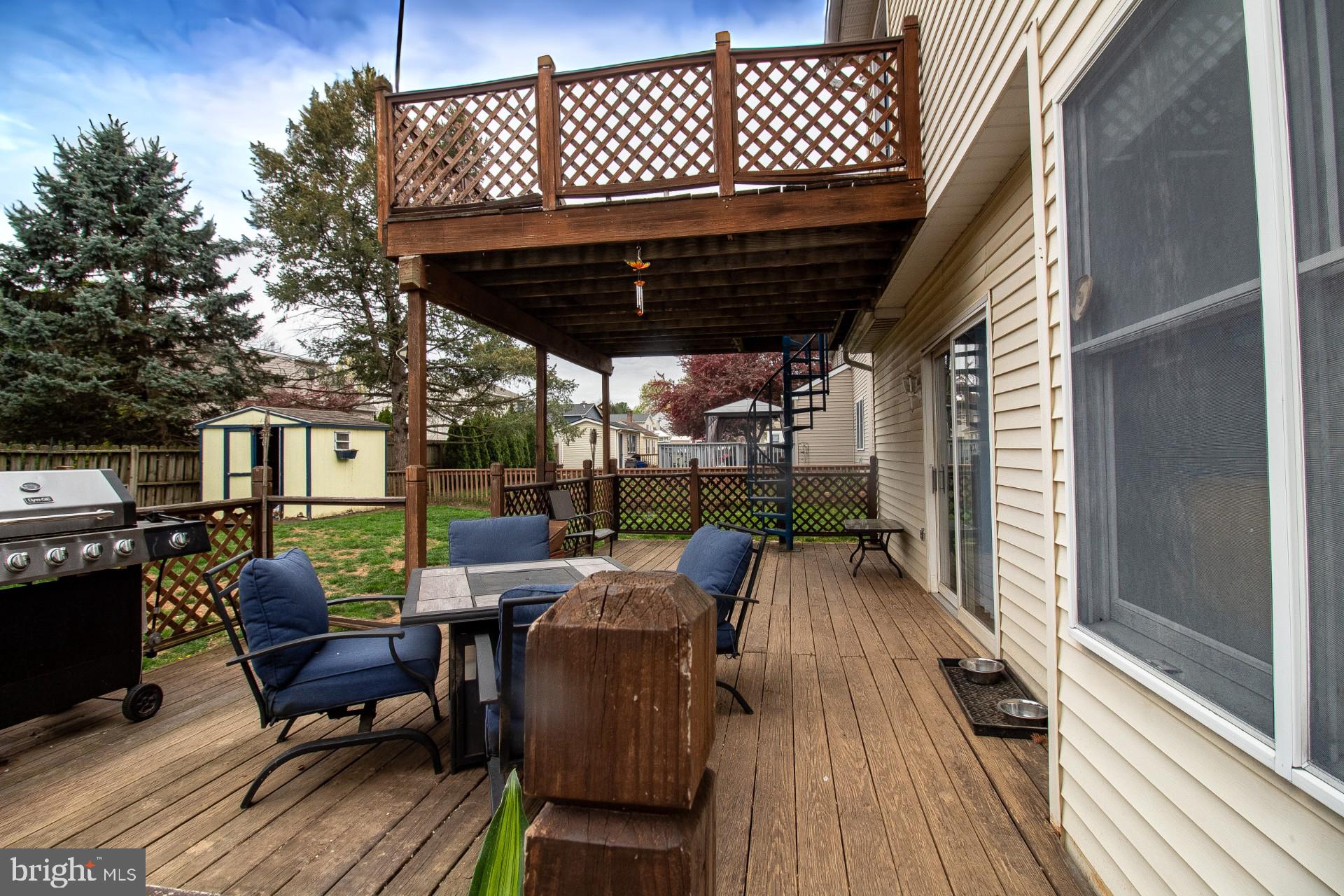 HEATHER KNOLL - Residential