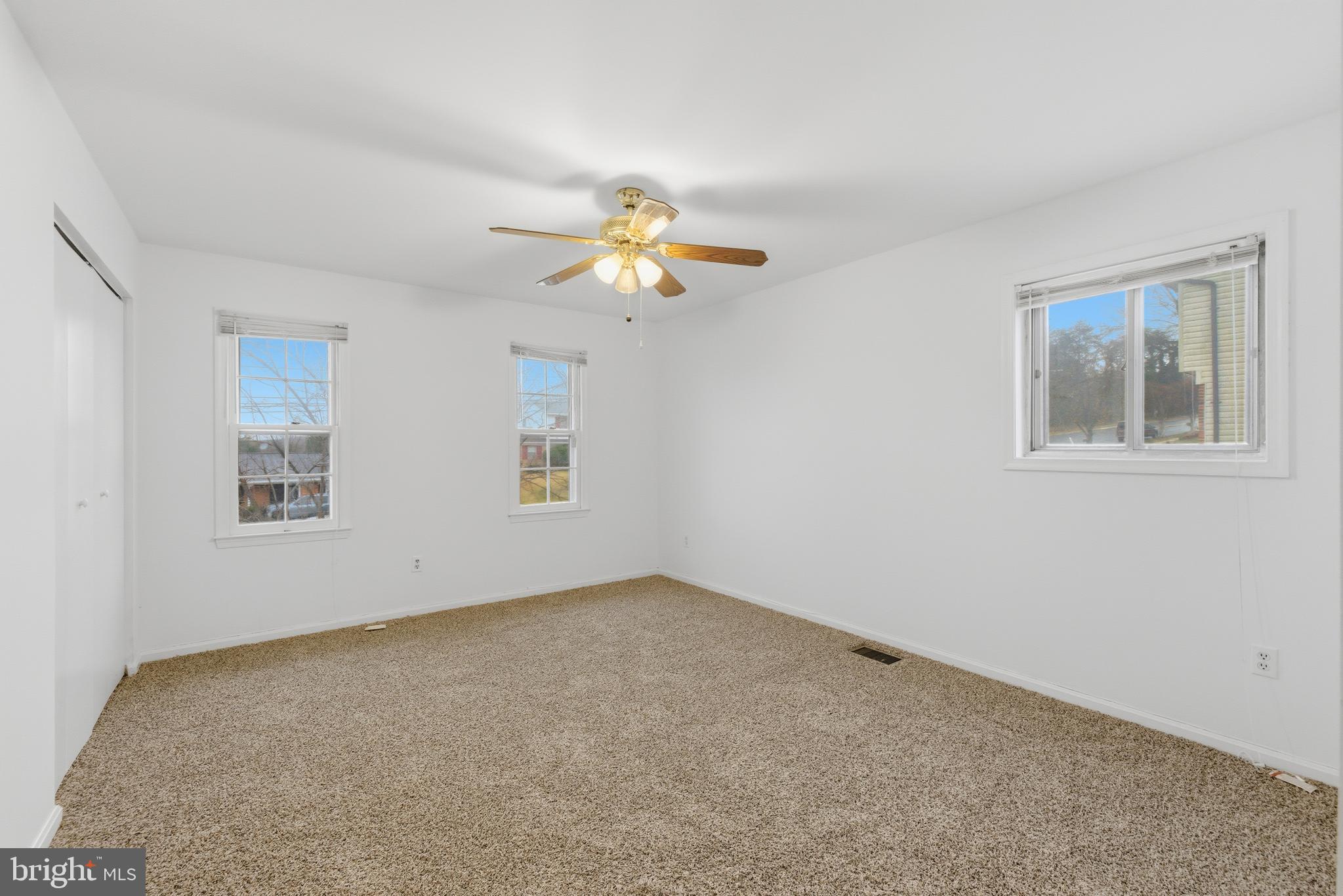 SQUIRES HILL - Residential Lease