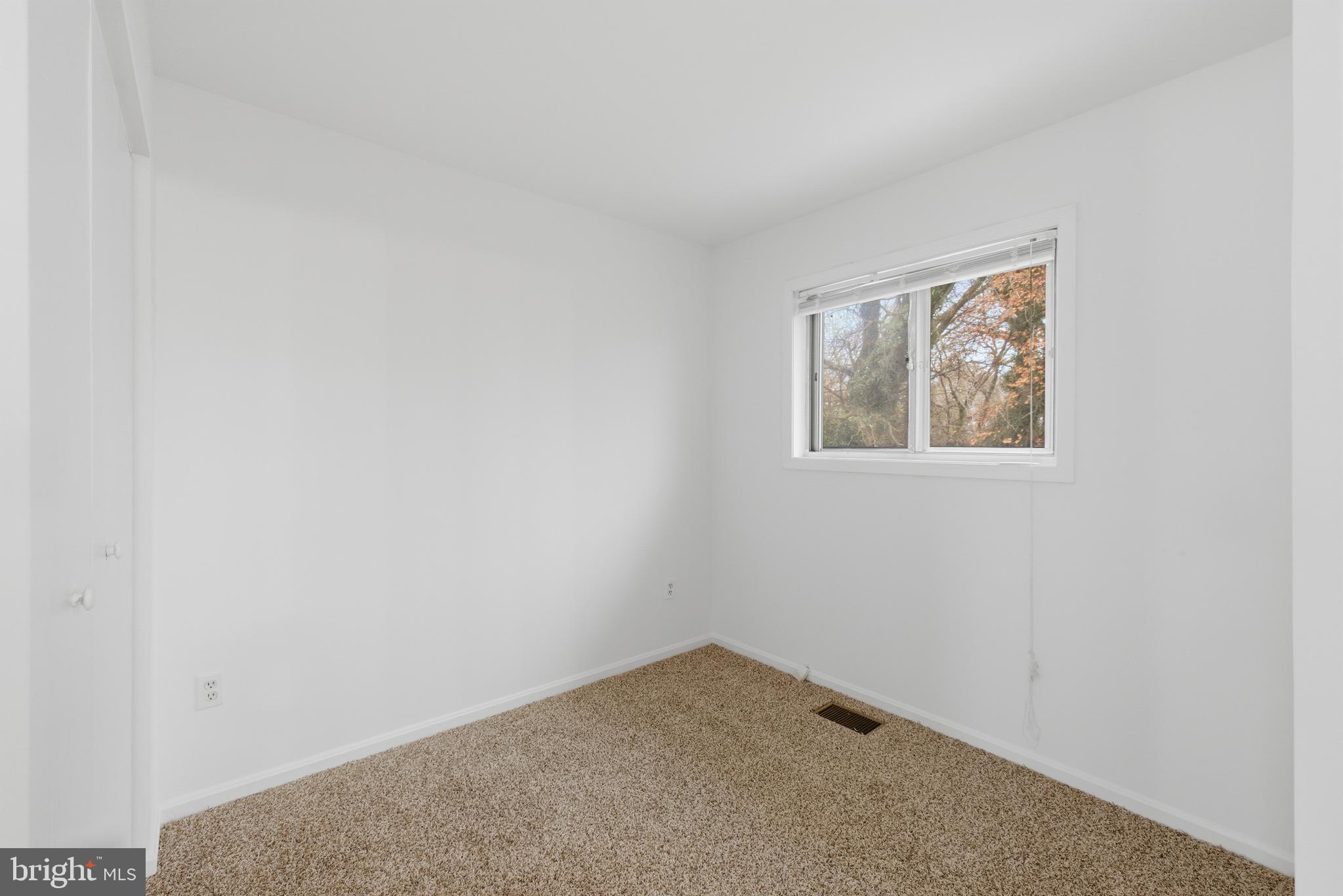 SQUIRES HILL - Residential Lease