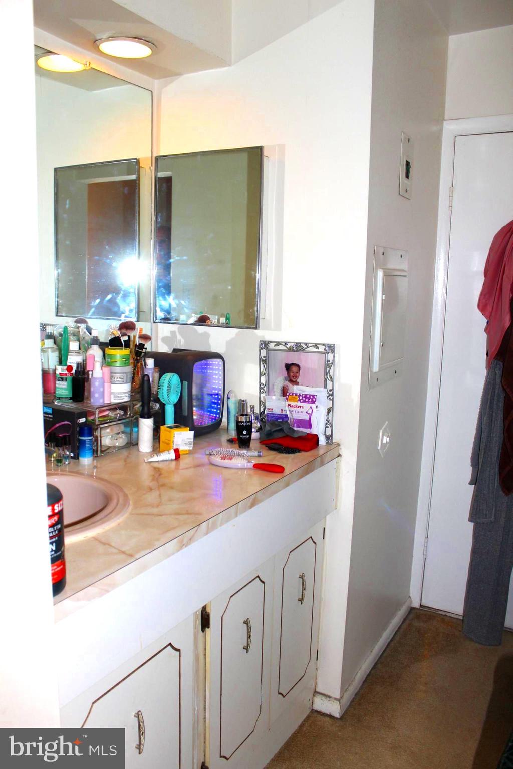 MORGANDALE CONDO - Residential