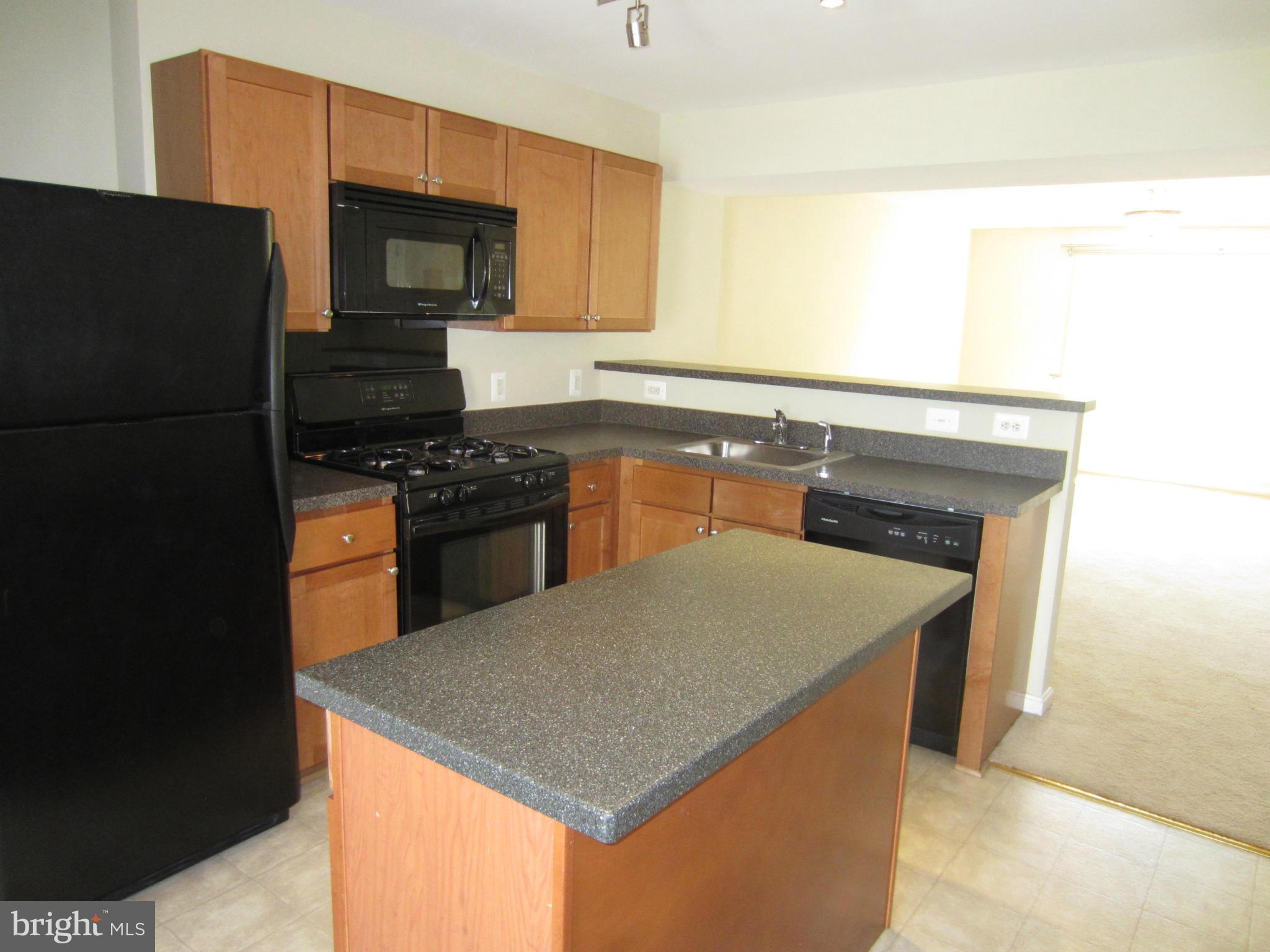 PARKSIDE AT ALEXANDRIA - Residential Lease