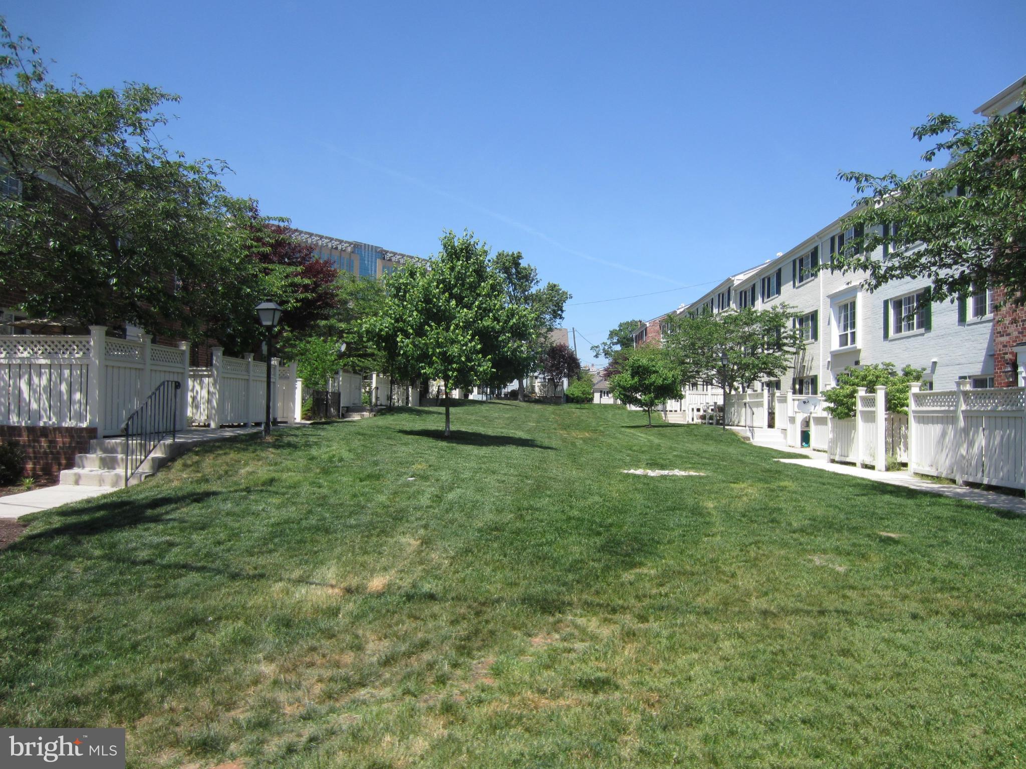 PARKSIDE AT ALEXANDRIA - Residential Lease