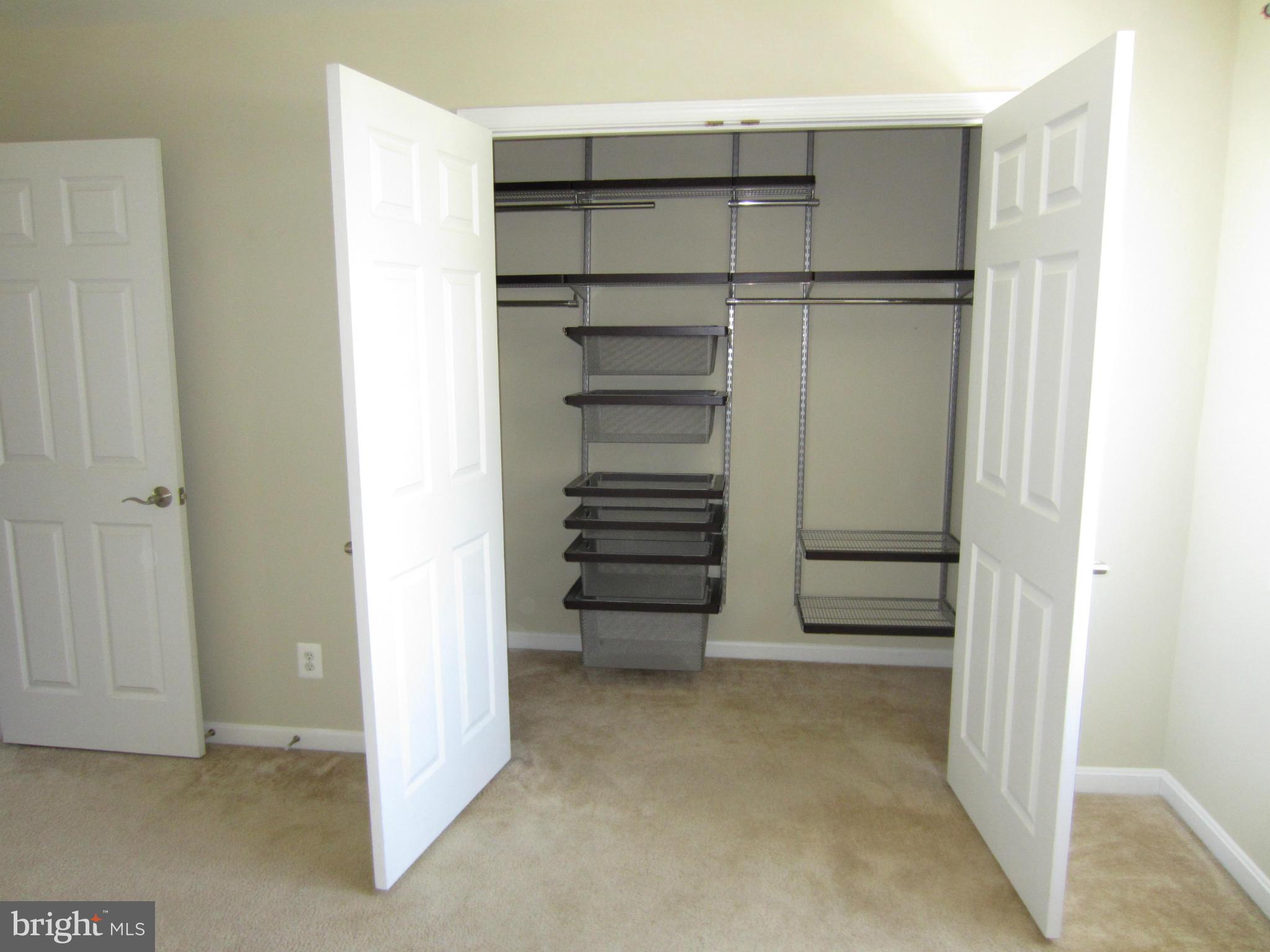 PARKSIDE AT ALEXANDRIA - Residential Lease