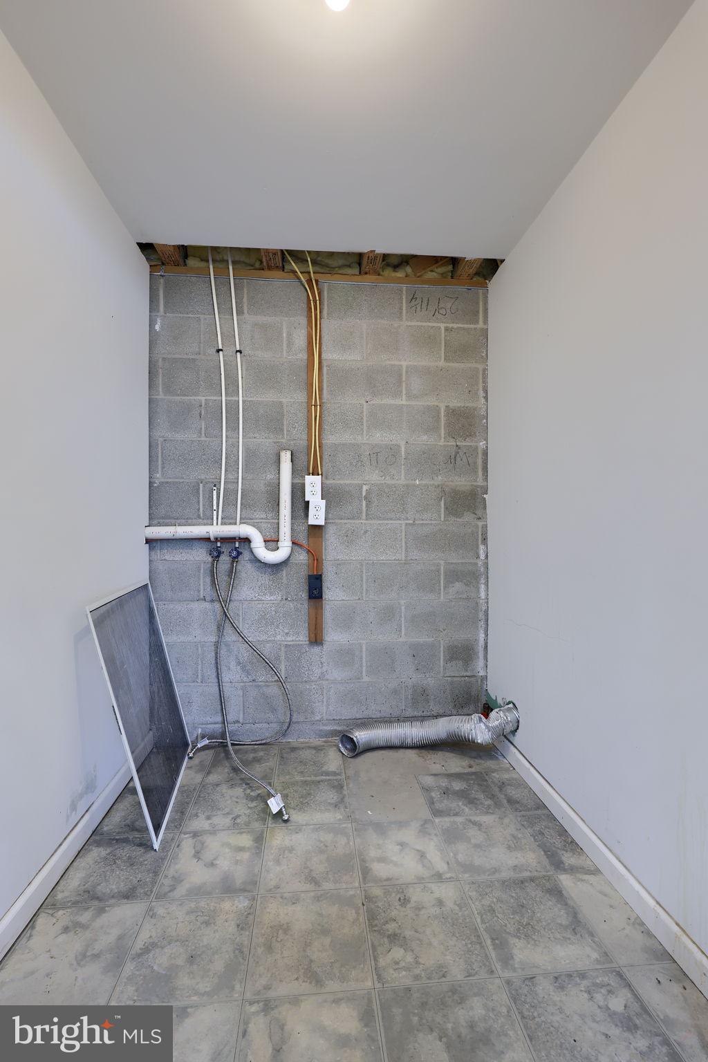 PRESIDENTIAL HEIGHTS - Residential