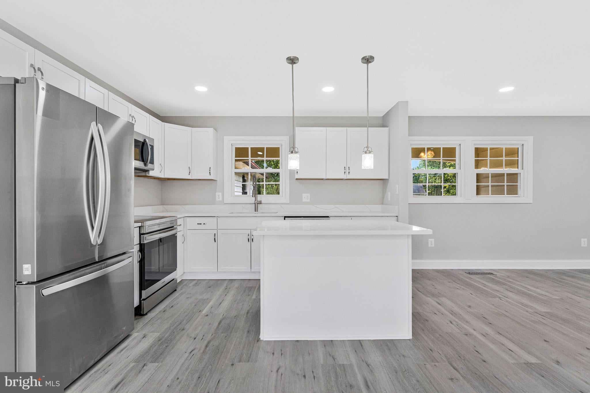 12806 MIDDLETON LANE
