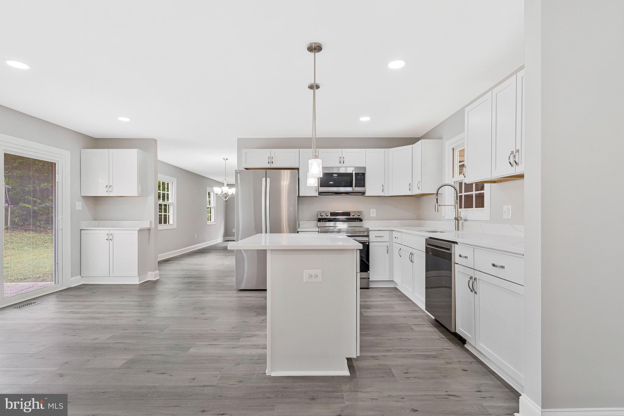 12806 MIDDLETON LANE